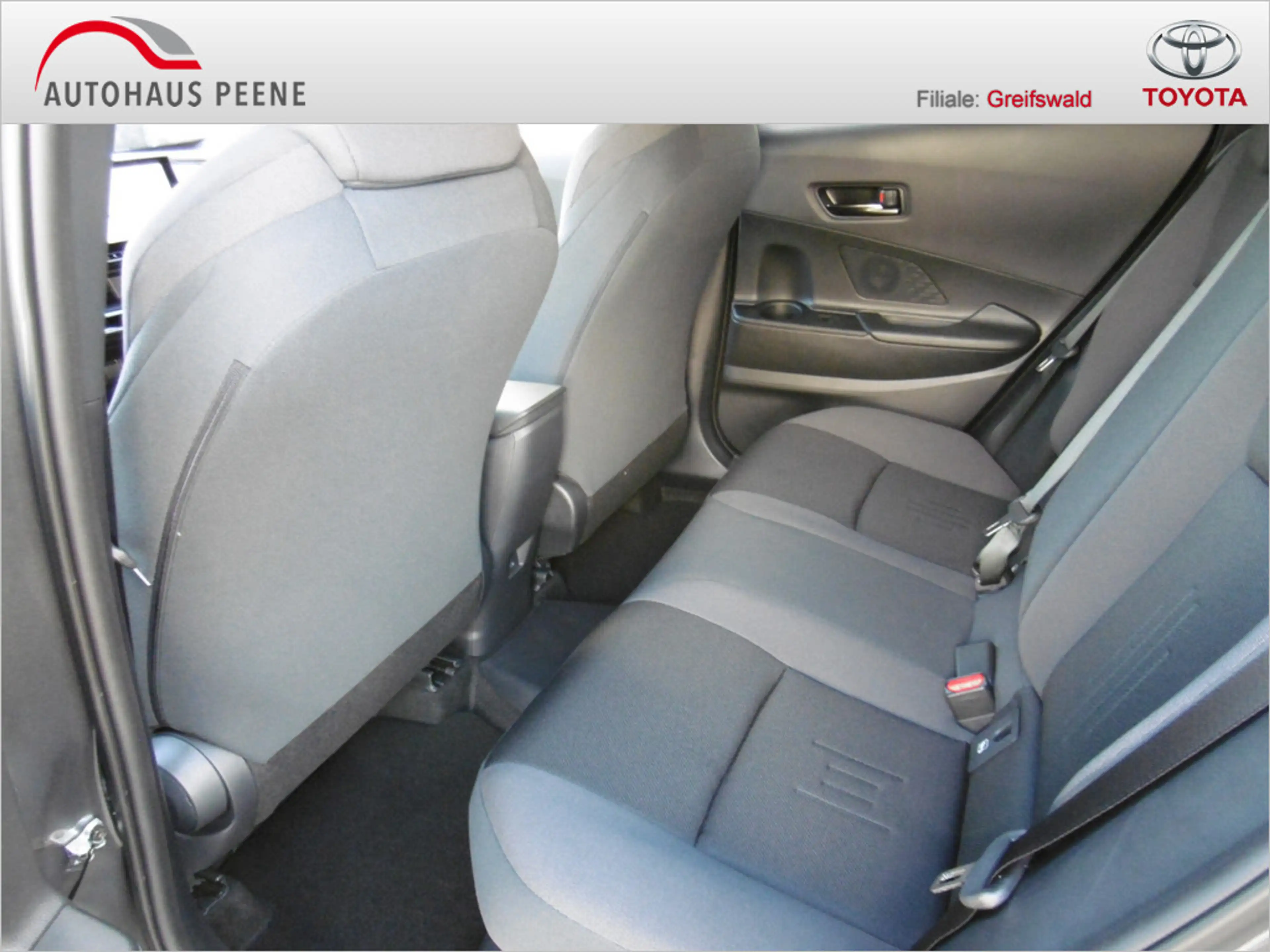 Toyota C-HR 2.0 Plug-In Hybrid FWD Teamplayer LED — photo 12