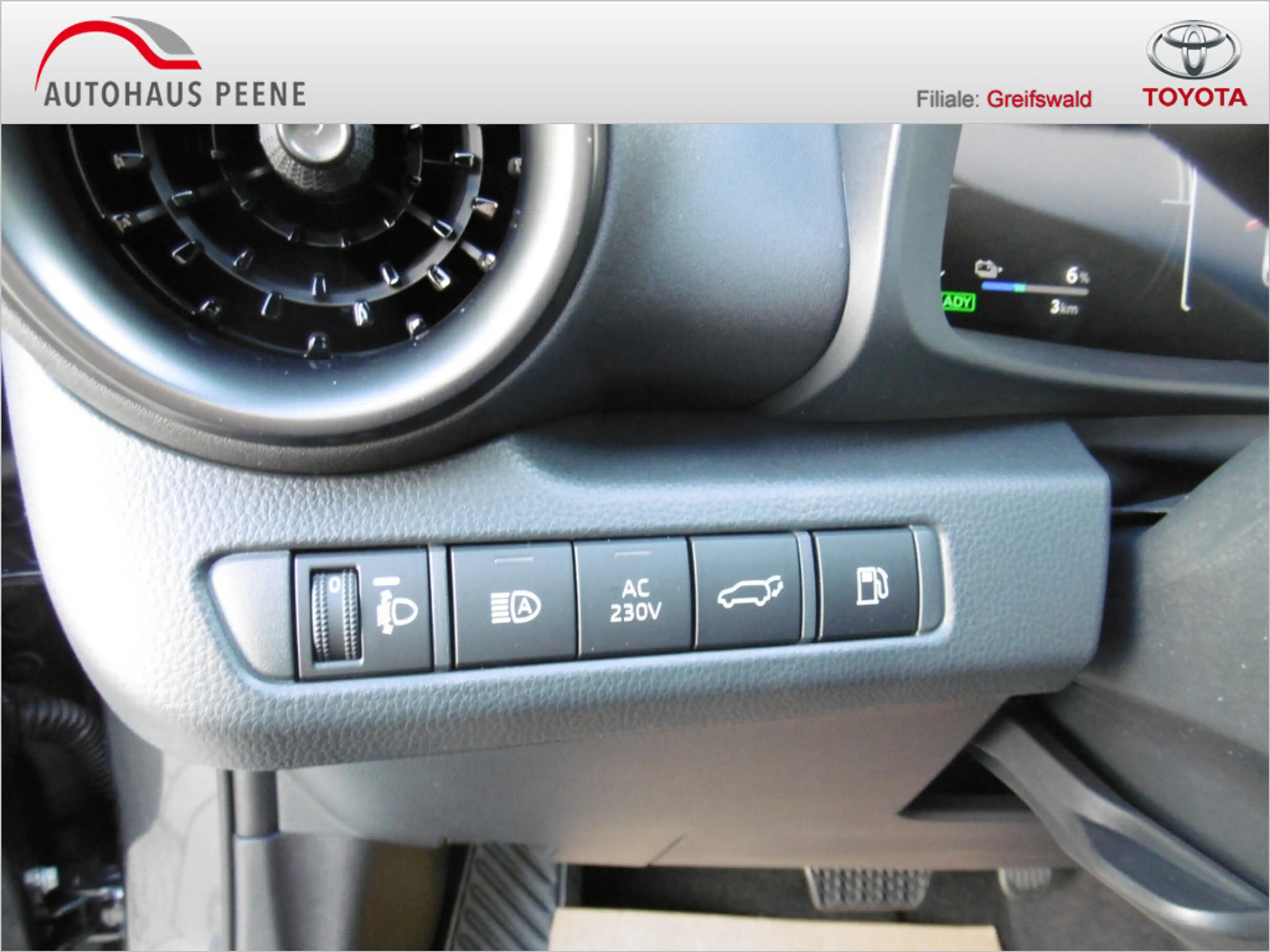 Toyota C-HR 2.0 Plug-In Hybrid FWD Teamplayer LED — photo 9