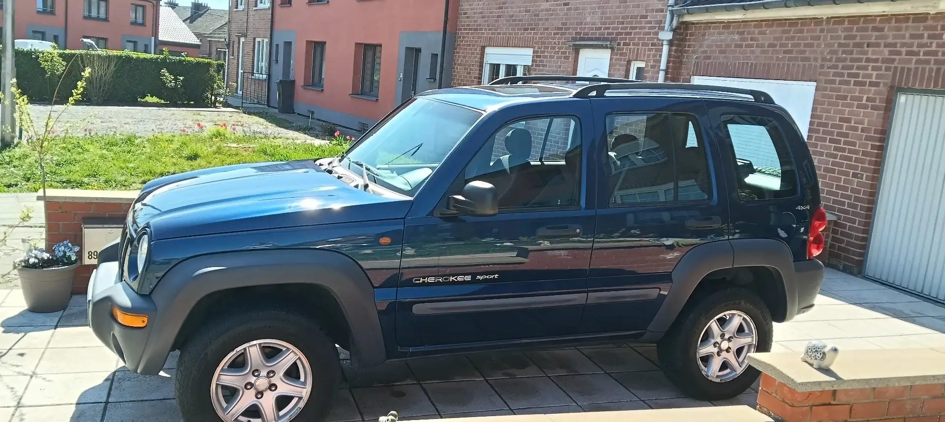 Jeep Cherokee 2.5 Turbo CRD Sport - 2