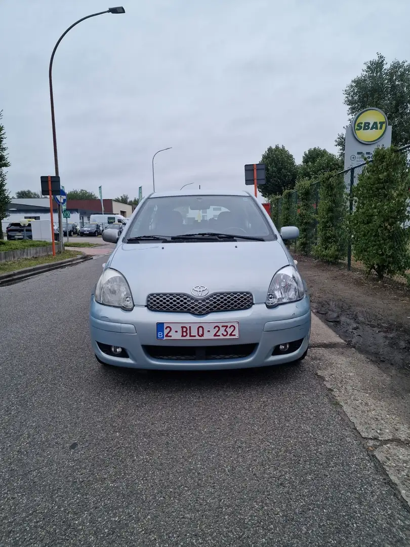 Toyota Yaris 1.3 Benzine     87600km Gekeurd Voor Verkoop - 1