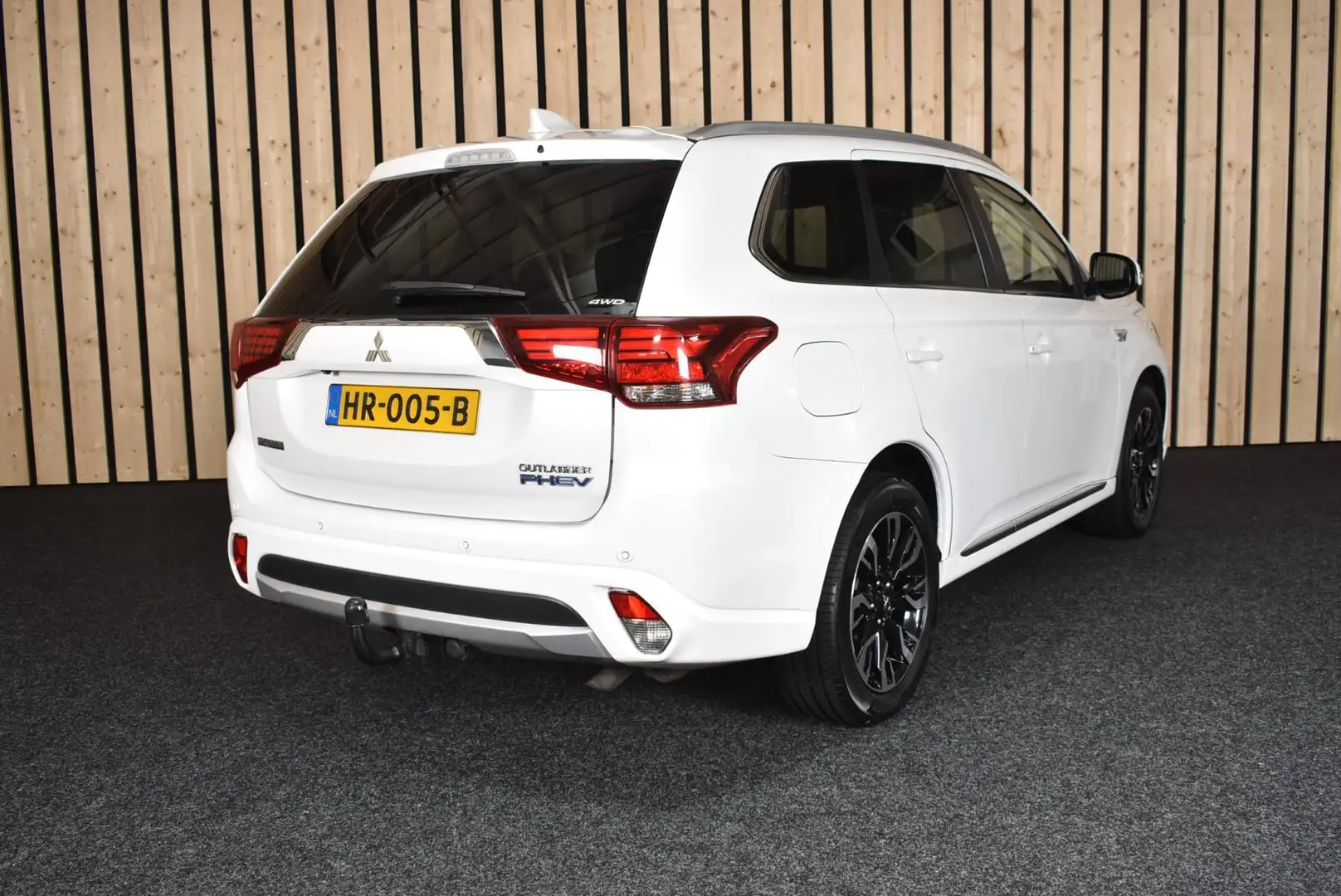 Mitsubishi Outlander 2.0 PHEV Executive Edition 141dkm 4WD Trekhaak Cam Blanc - 2