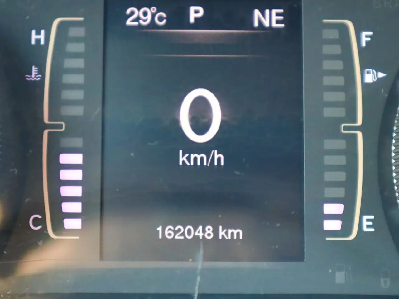 Jeep Cherokee снимка Jeep Cherokee