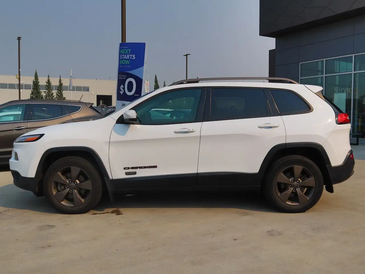 Jeep Cherokee снимка Jeep Cherokee