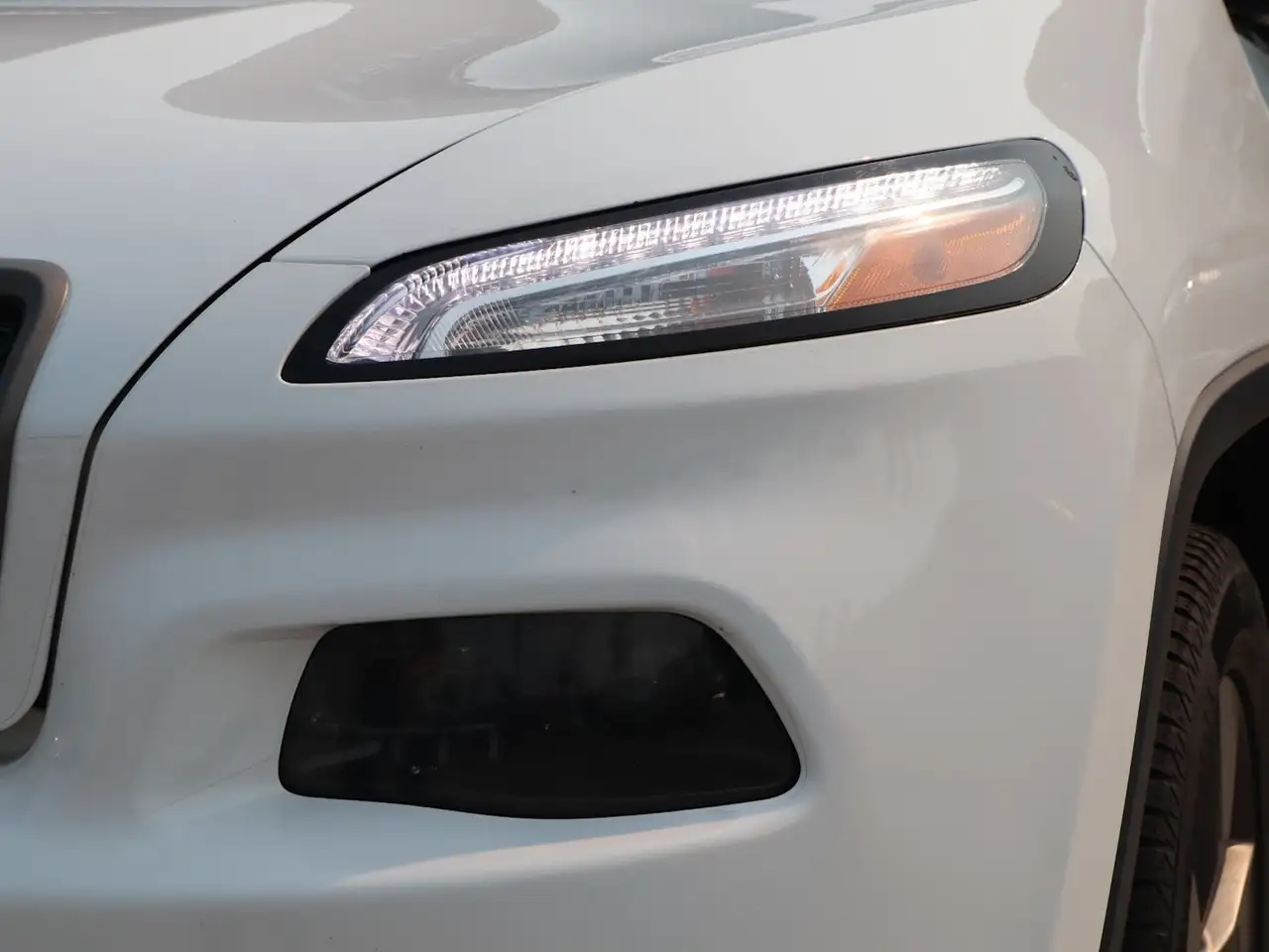 Jeep Cherokee снимка Jeep Cherokee