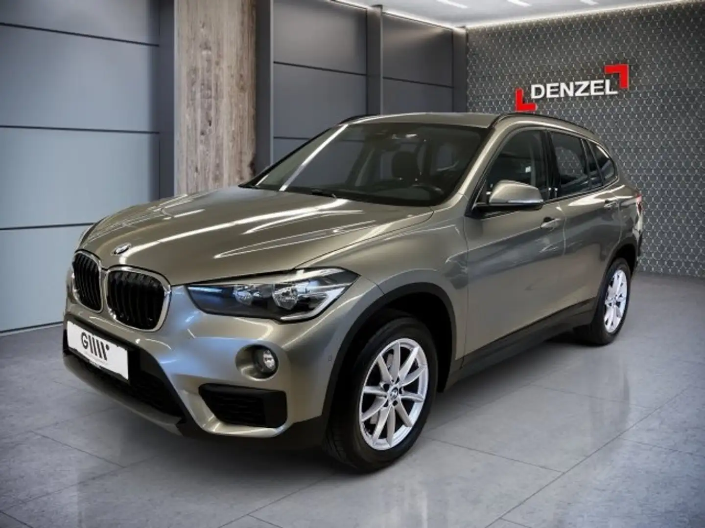 BMW X1 sDrive 18d B47 F48 Grau - 1