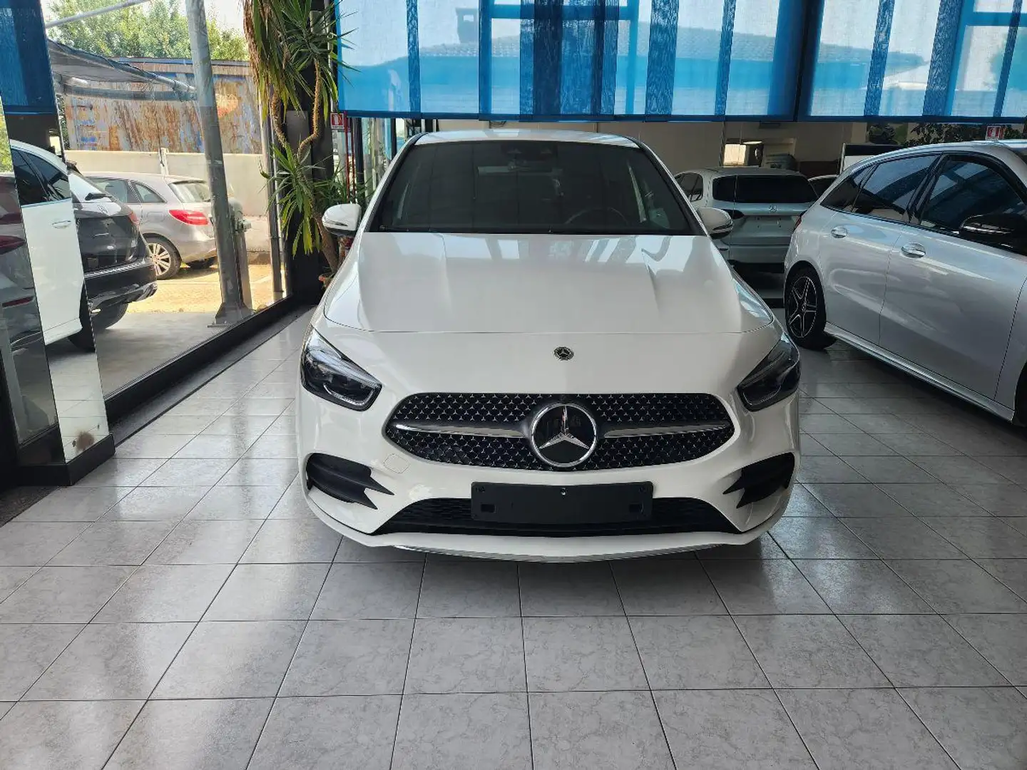Mercedes-Benz B 250 Automatic EQ-Power Premium AMG Blanco - 1