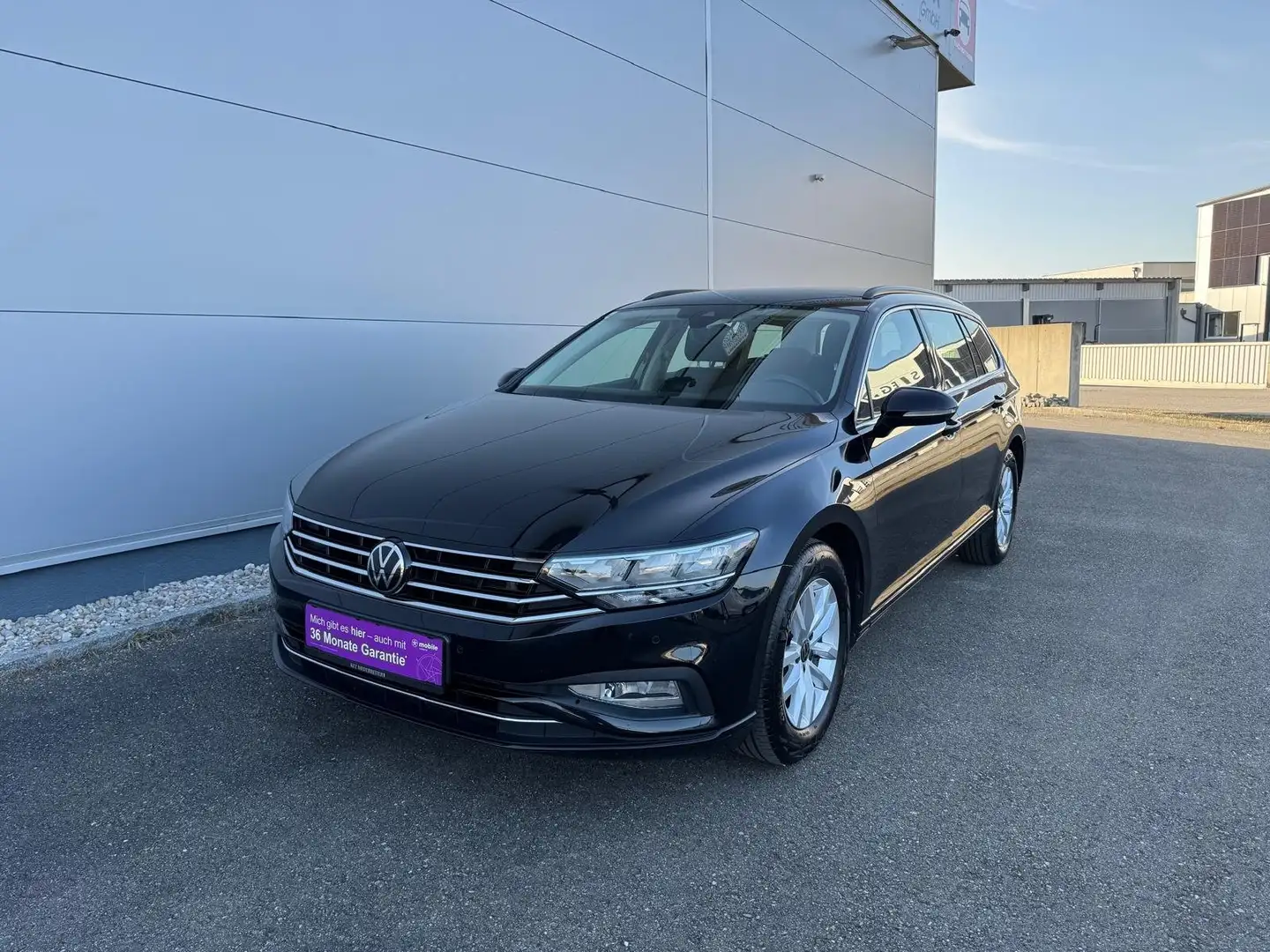Volkswagen Passat Variant Business 2,0 TDI DSG **GARANTIE**NAVI**APP**ACC** Schwarz - 1