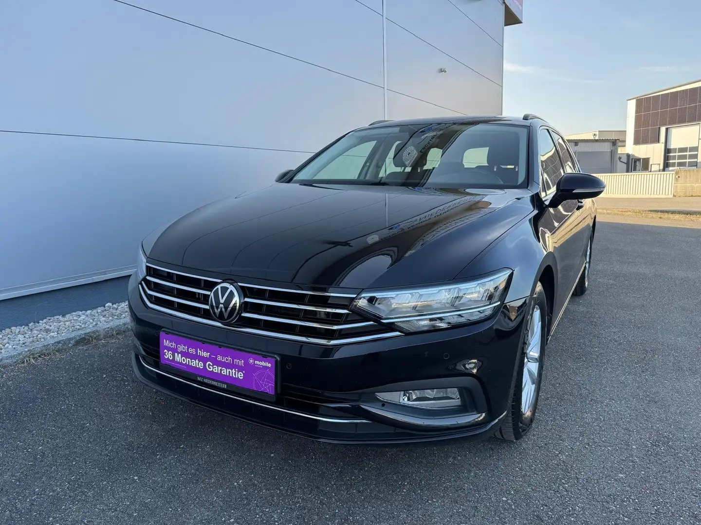 Volkswagen Passat Variant Business 2,0 TDI DSG **GARANTIE**NAVI**APP**ACC** Schwarz - 2