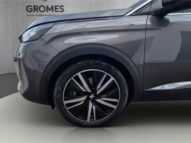 Peugeot 3008 view 11