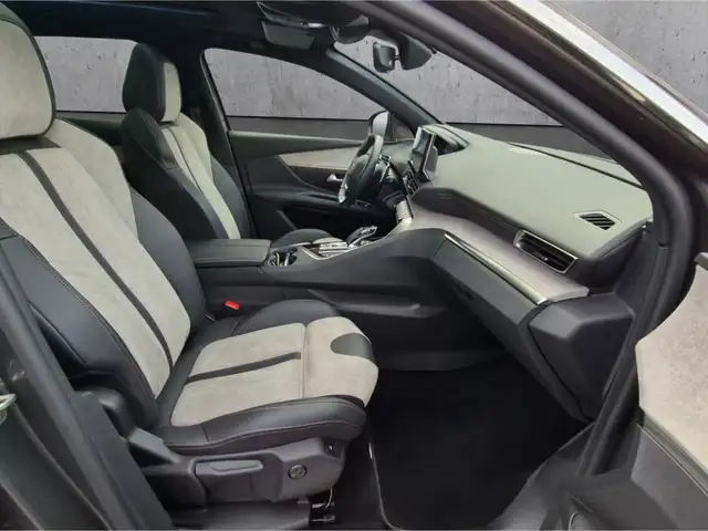 Peugeot 3008 view 13