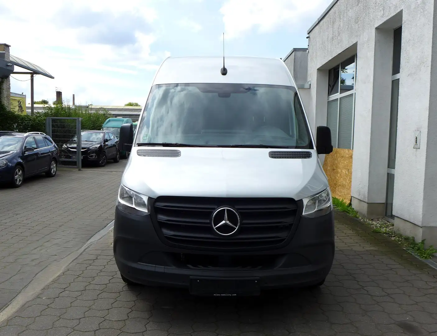 Mercedes-Benz Sprinter 315 CDI H2 Klima Kamera 9G-Tronic 36Tkm Plateado - 2