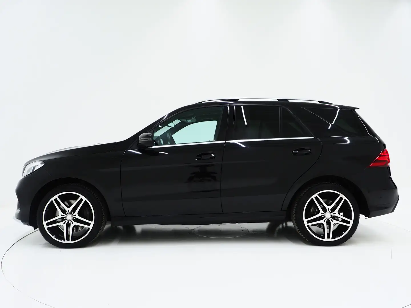 Mercedes-Benz GLE 500 e 4MATIC AMG | Panoramadak | Luchtvering | Harman/ Noir - 2