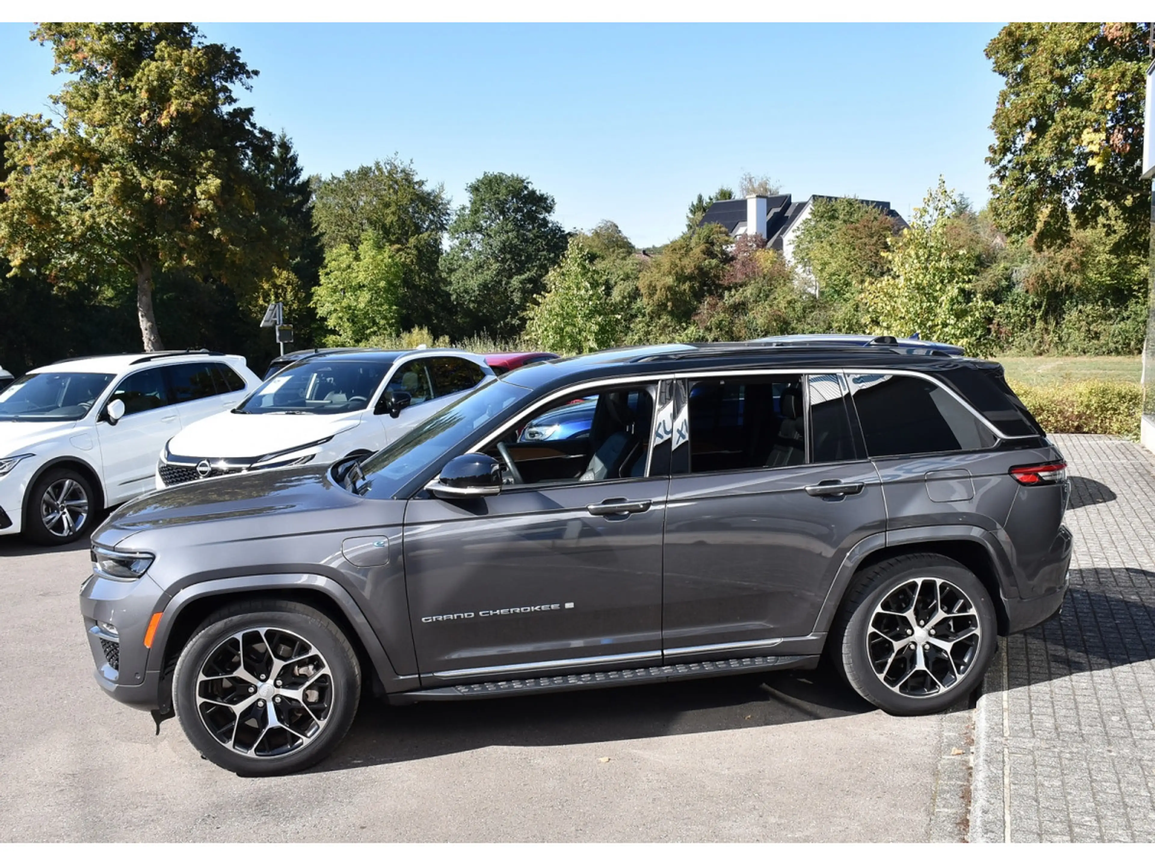 Jeep Grand Cherokee 2.0 4xe PHEV AWD Summit Reserve PANO SG MASS FULL — photo 3