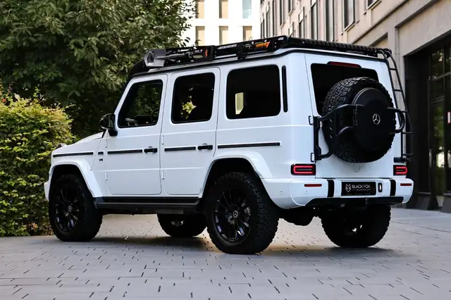 Mercedes-Benz G-Class view 3