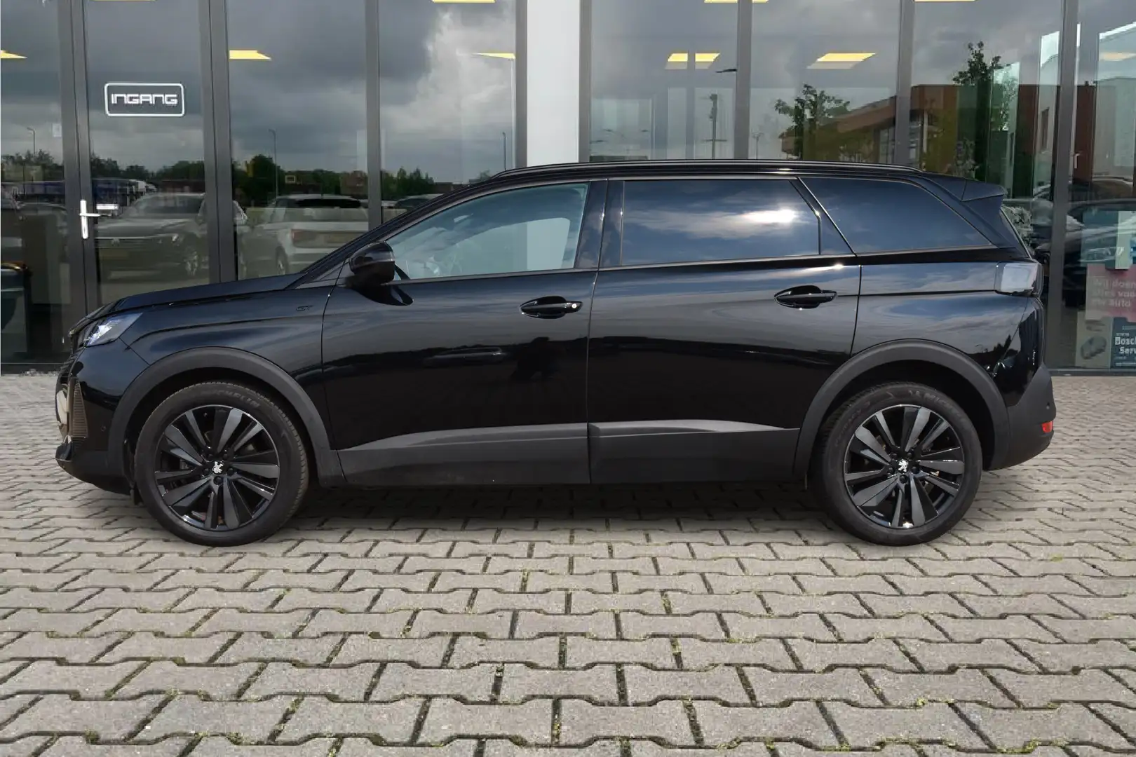 Peugeot 5008 1.2 PureTech GT 7p Blackpack | ACC | 360 Camera | Zwart - 2