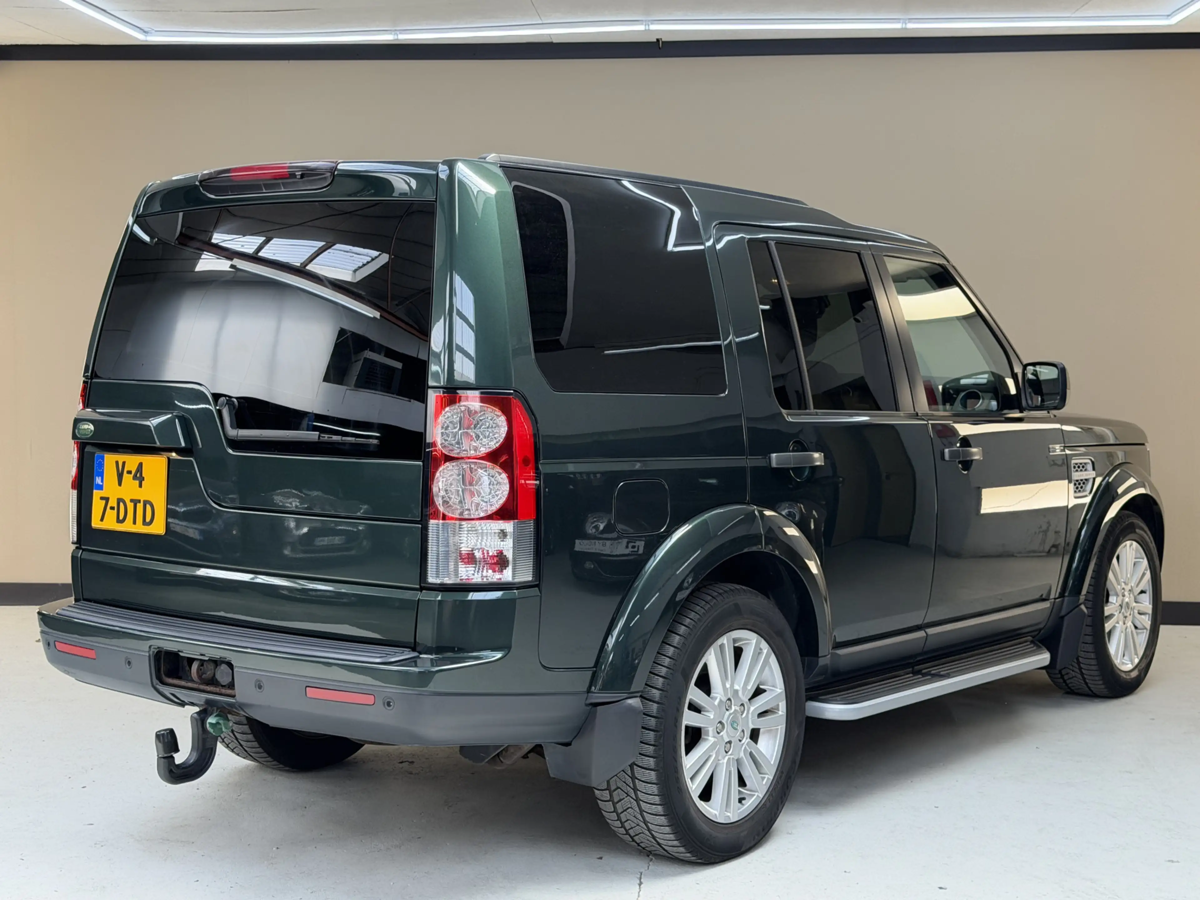 Land Rover Discovery 3.0 SDV6 SE, 245Pk, 2010, Euro 5, Climate control, — photo 3