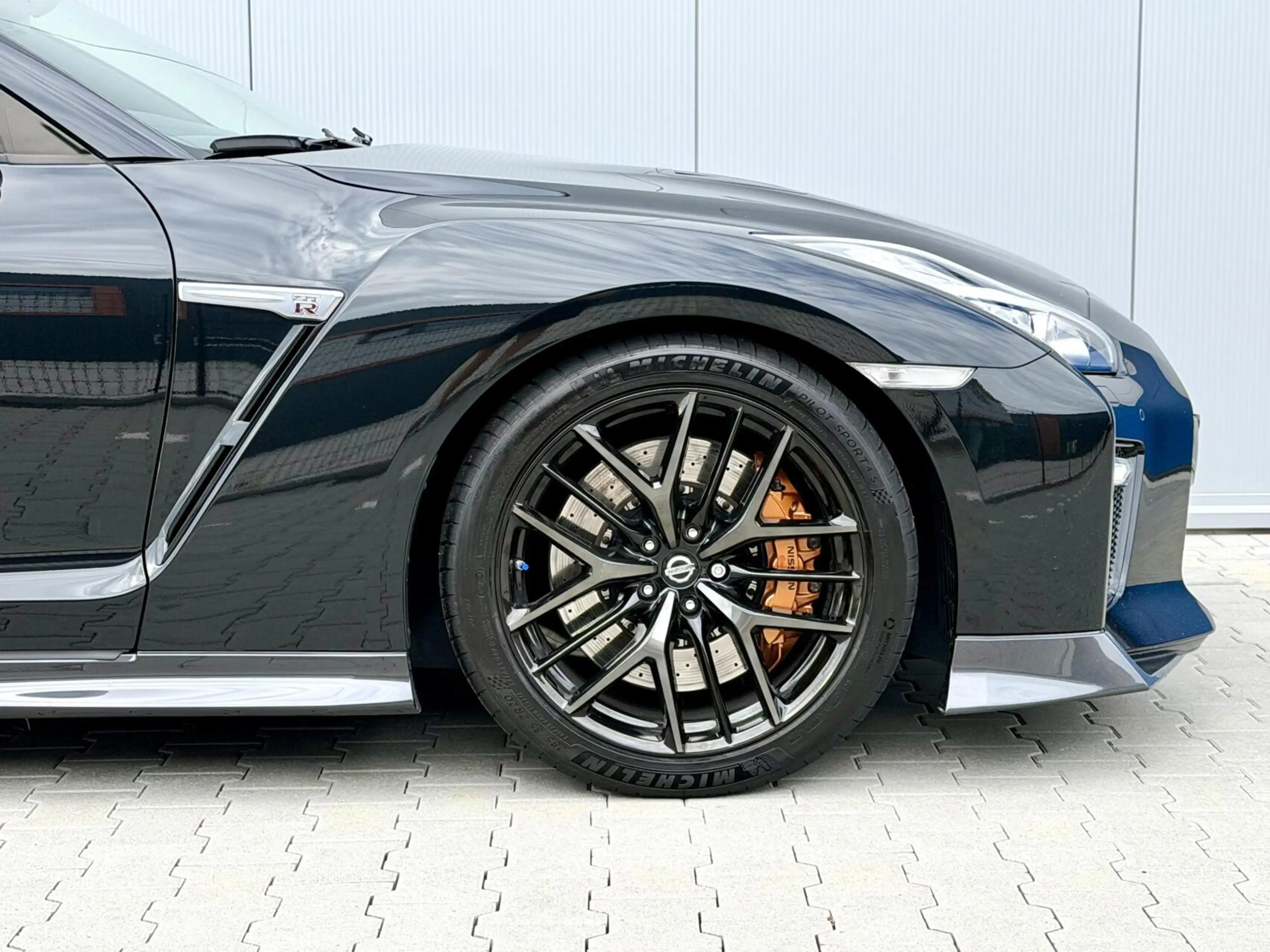 Nissan GT-R 3.8 V6 Black Edition - Eerste lak - Nieuwstaat — photo 10