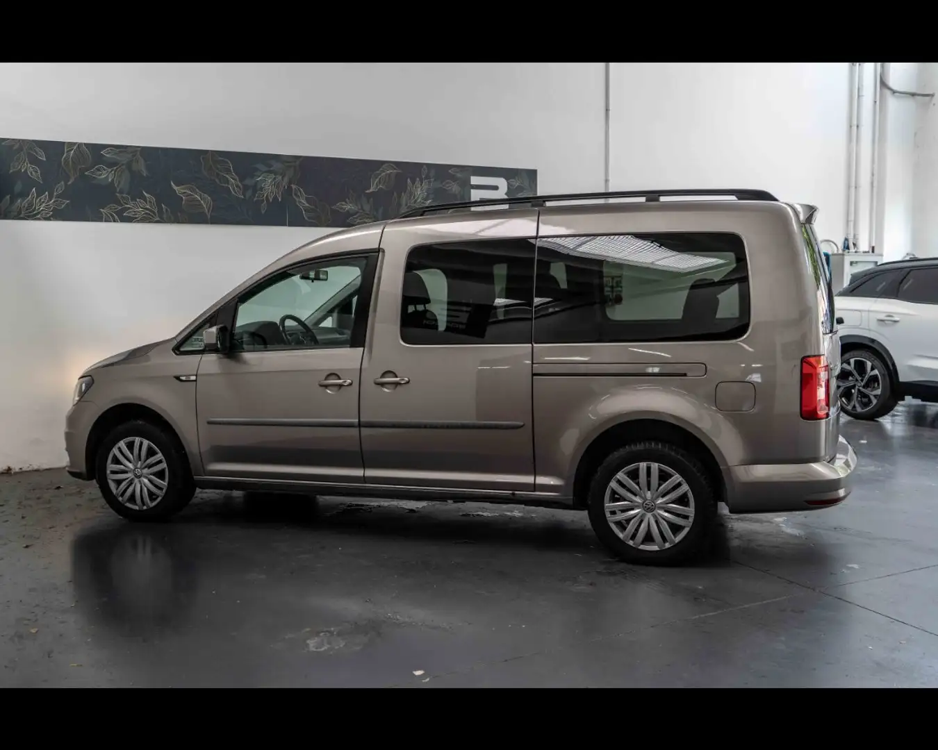Volkswagen Caddy 4ª serie 1.4 TGI Comfortline Maxi Bronzo - 2