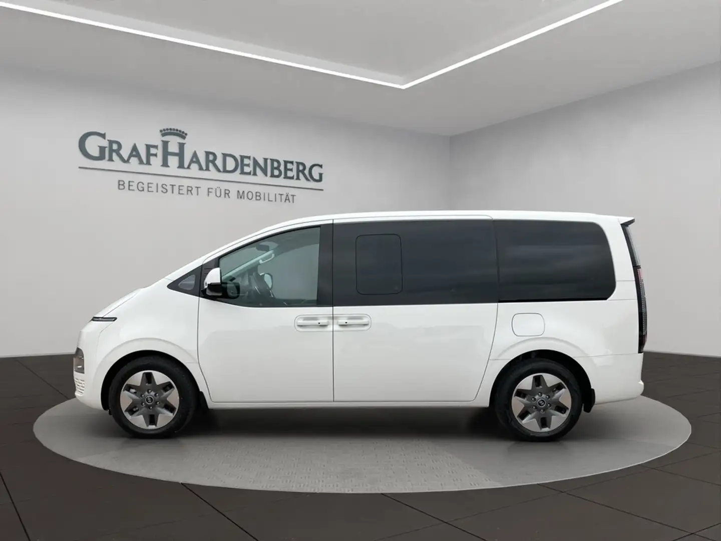 Hyundai STARIA 9 Sitzer HEV 1.6 T-GDI Prime PANO PARKPAKET Blanc - 2