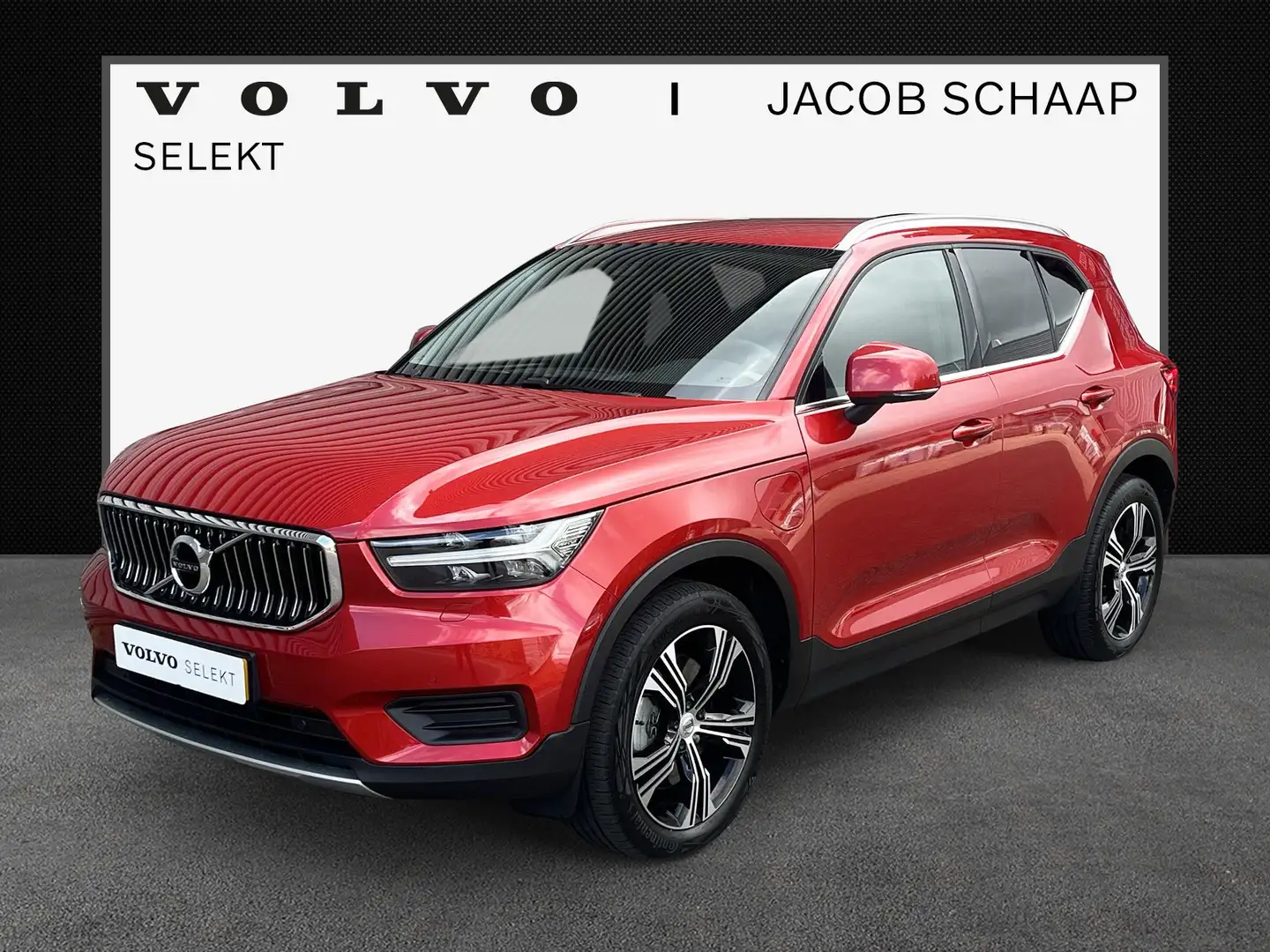 Volvo XC40 1.5 T4 Recharge Inscription | Leder | 19" velgen | Rouge - 1