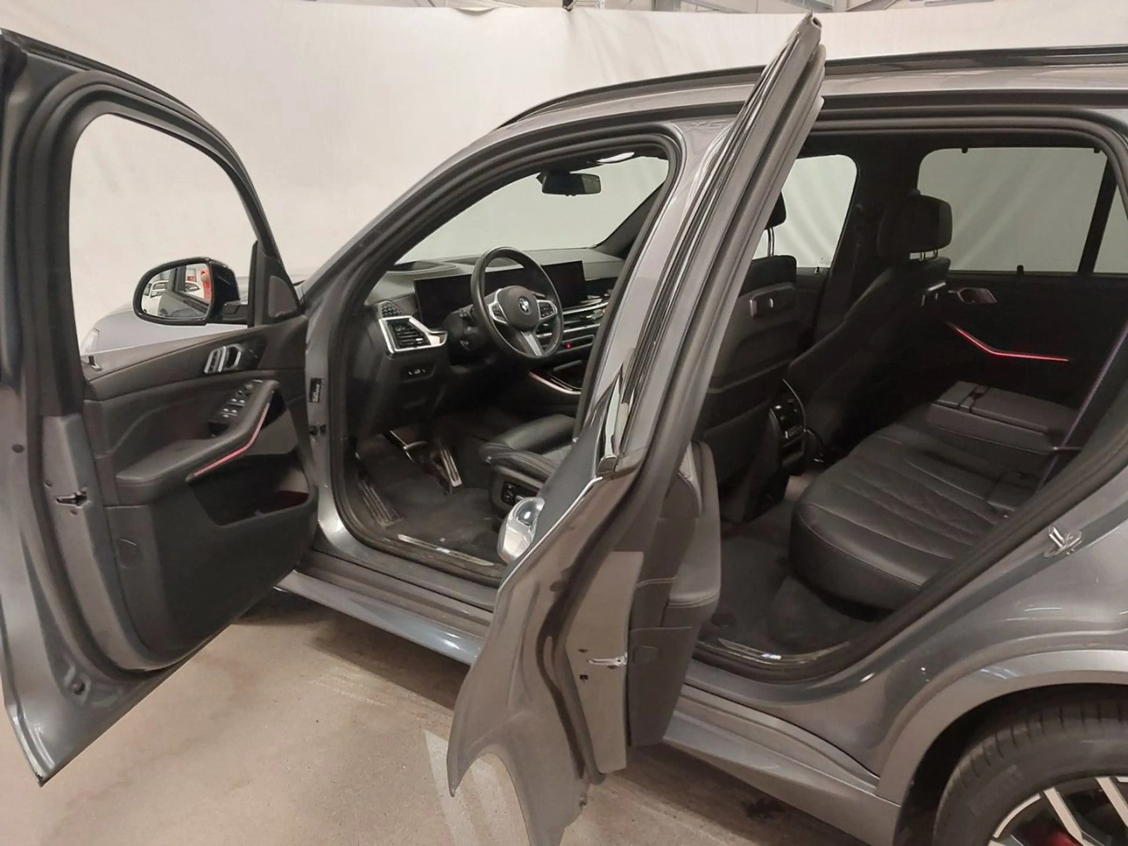 BMW X5 x40d M Sport Pro Iconic ACC PanoD.Sitzbel.AHK — photo 8
