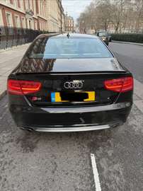 S8 4.0 V8 tfsi quattro tiptronic