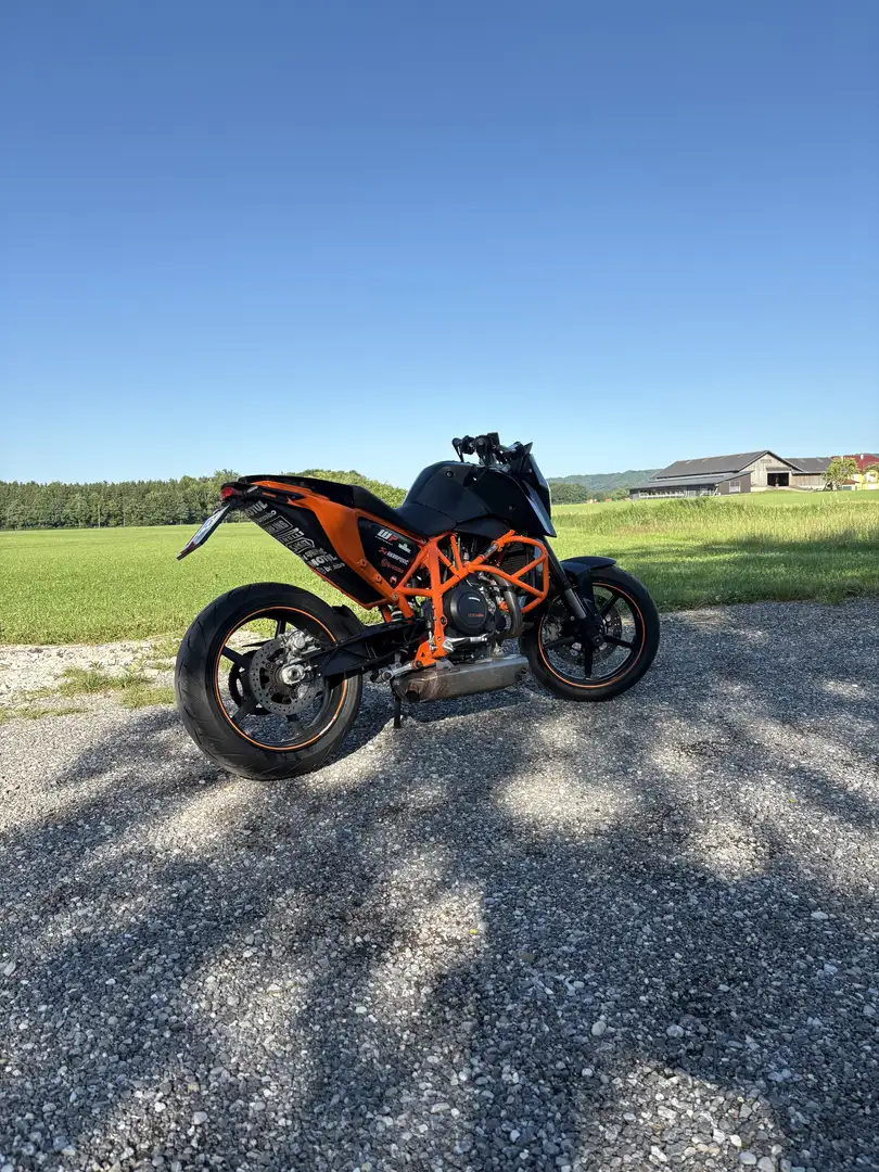 KTM 690 Duke Schwarz - 2