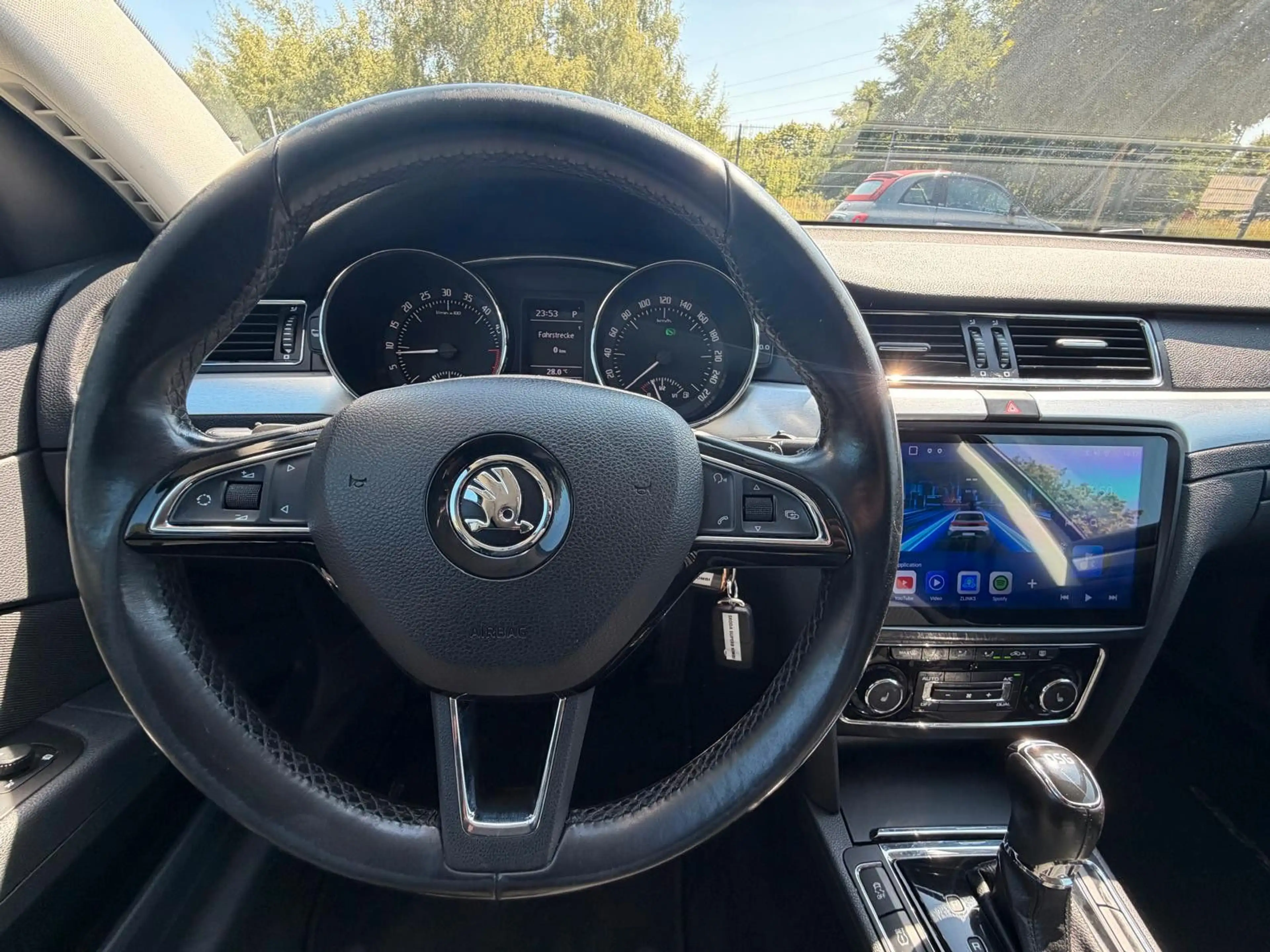 Skoda Superb Combi Exclusive Kam*SitzHz.*Klima*Navi — photo 9