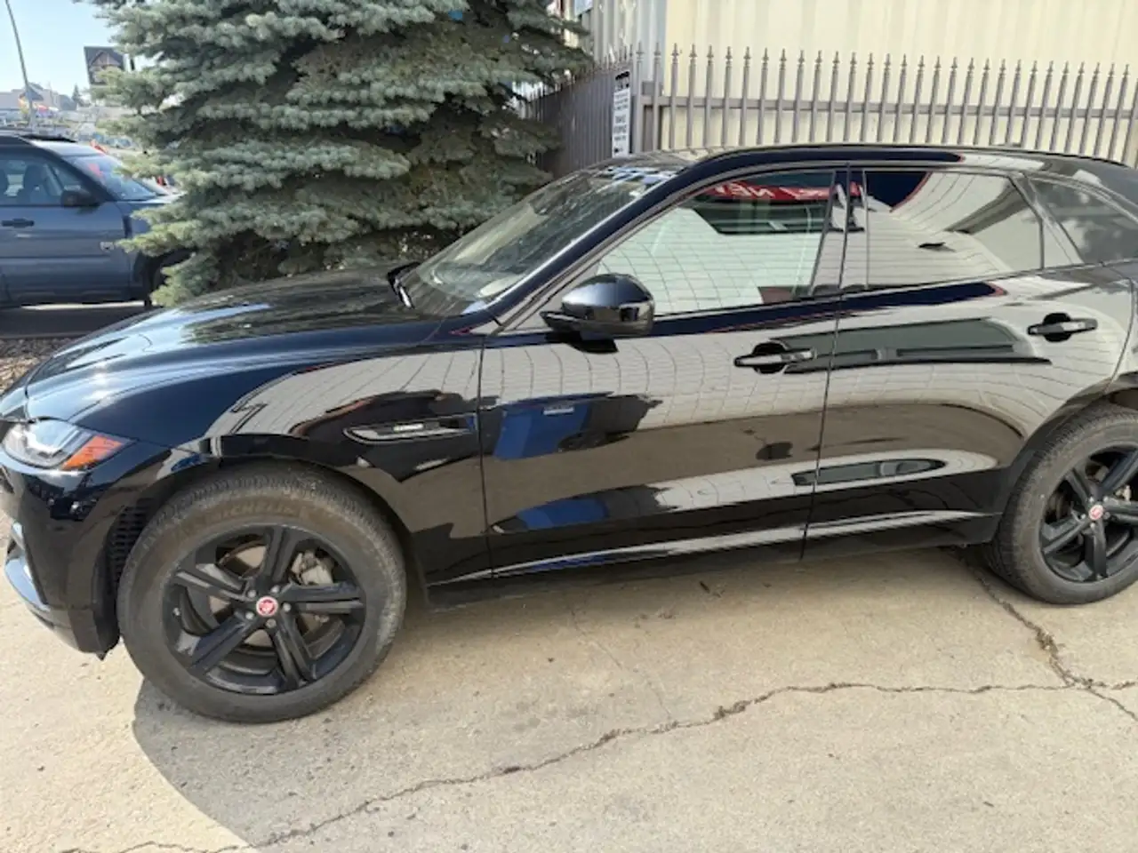 Jaguar F-Pace снимка Jaguar F-Pace