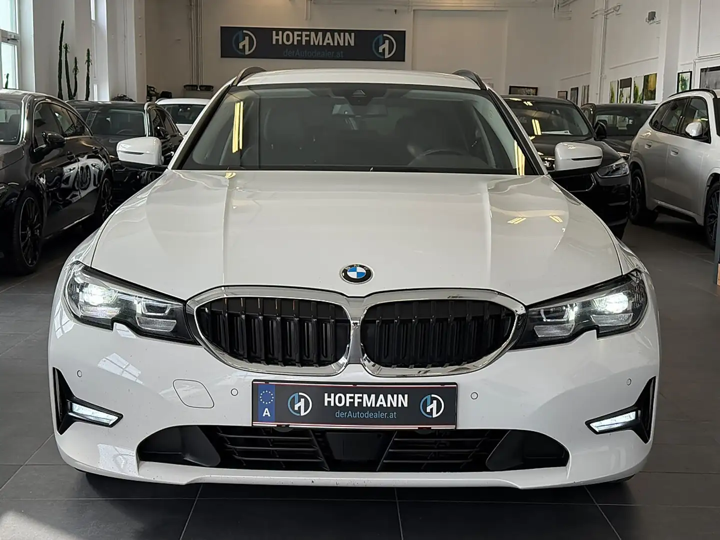 BMW 318 d 48 V Touring Aut. Sportsitze/ACC+/Live Cockpi... Weiß - 2