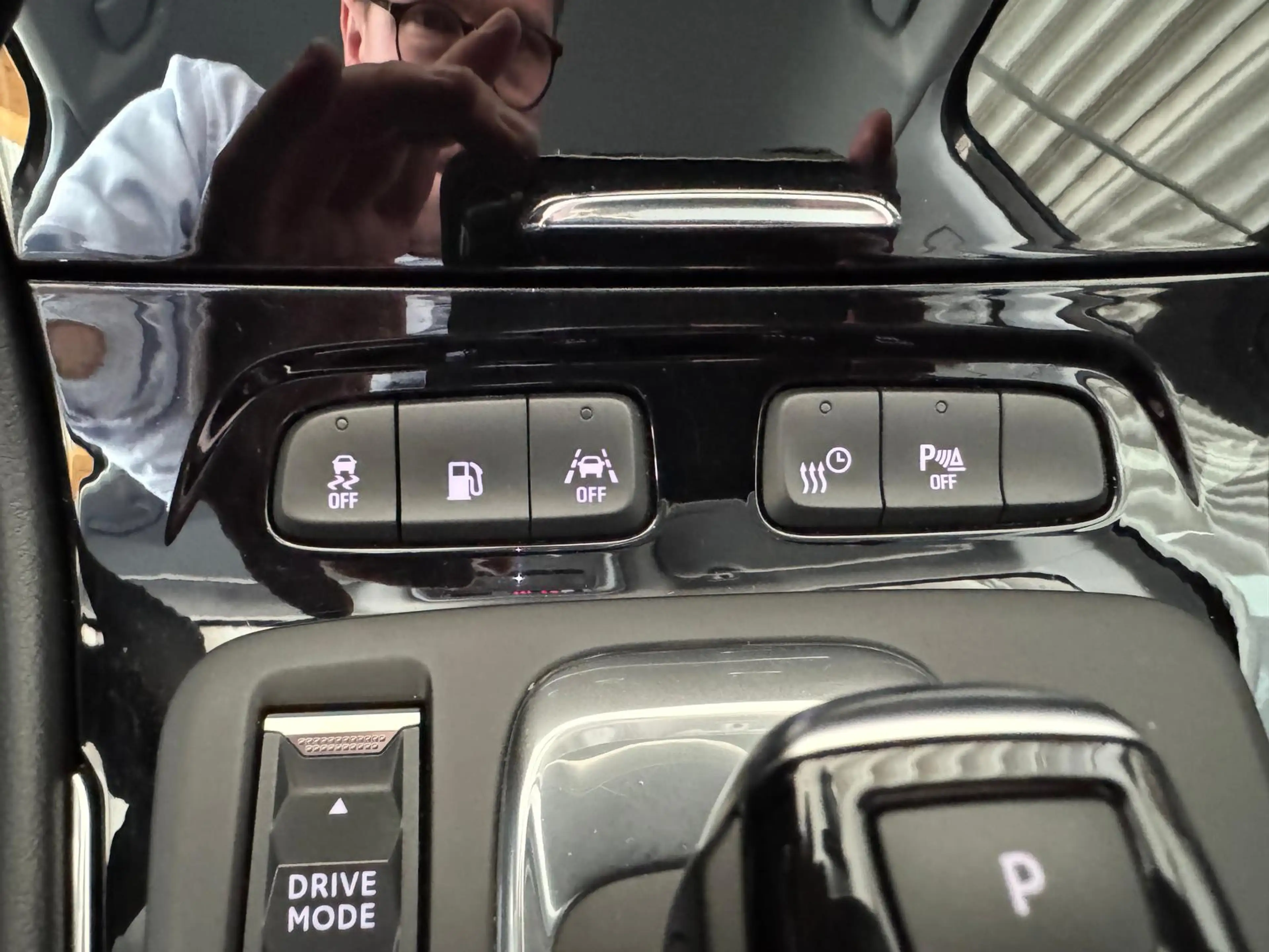 Opel Grandland Ultimate Plug-in-Hybrid 4 - LED/ACC — photo 4