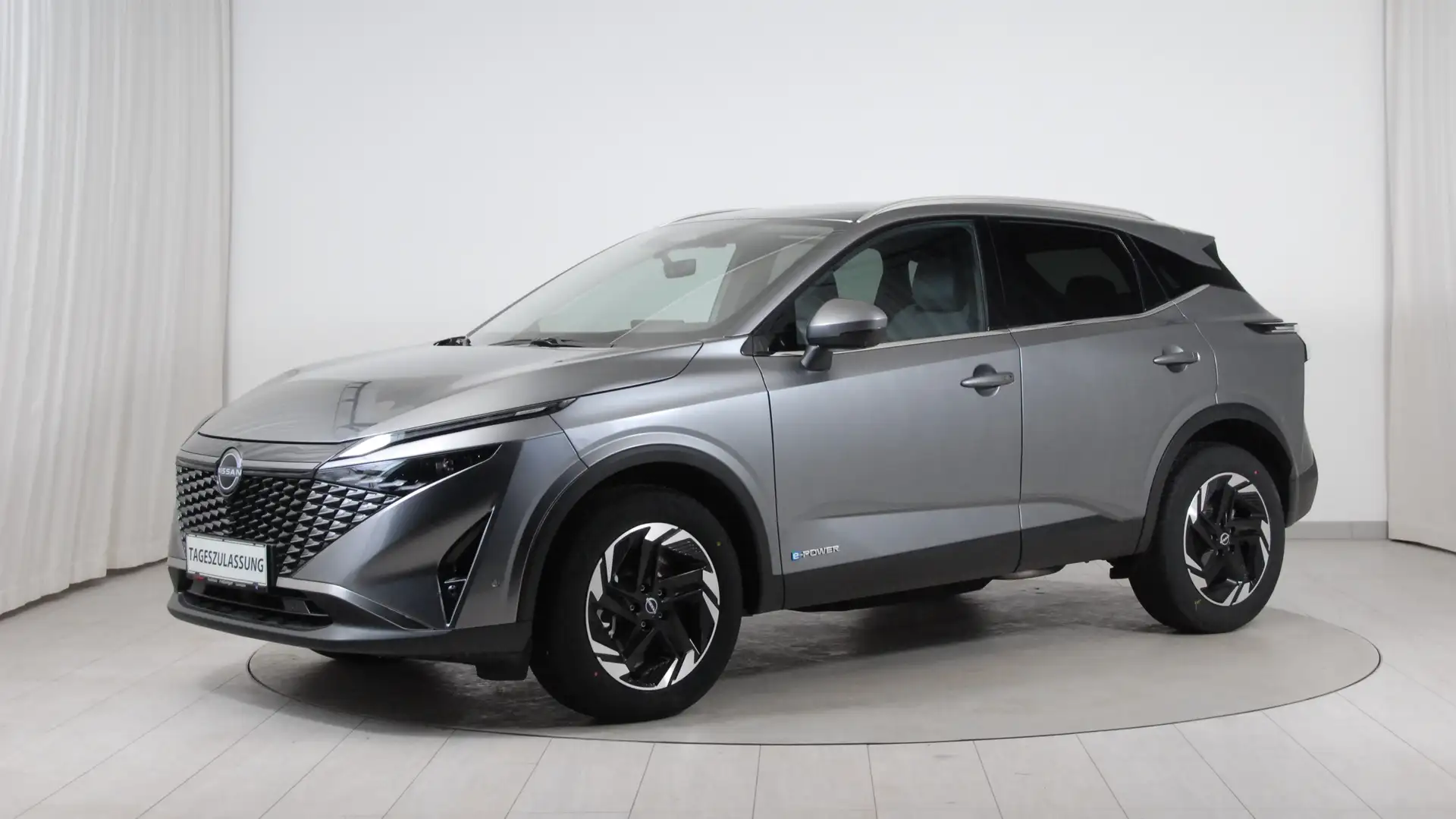 Nissan Qashqai e-POWER 1.5 VC-T N-Connecta+ *35.490,- m. Leasing* Grau - 2