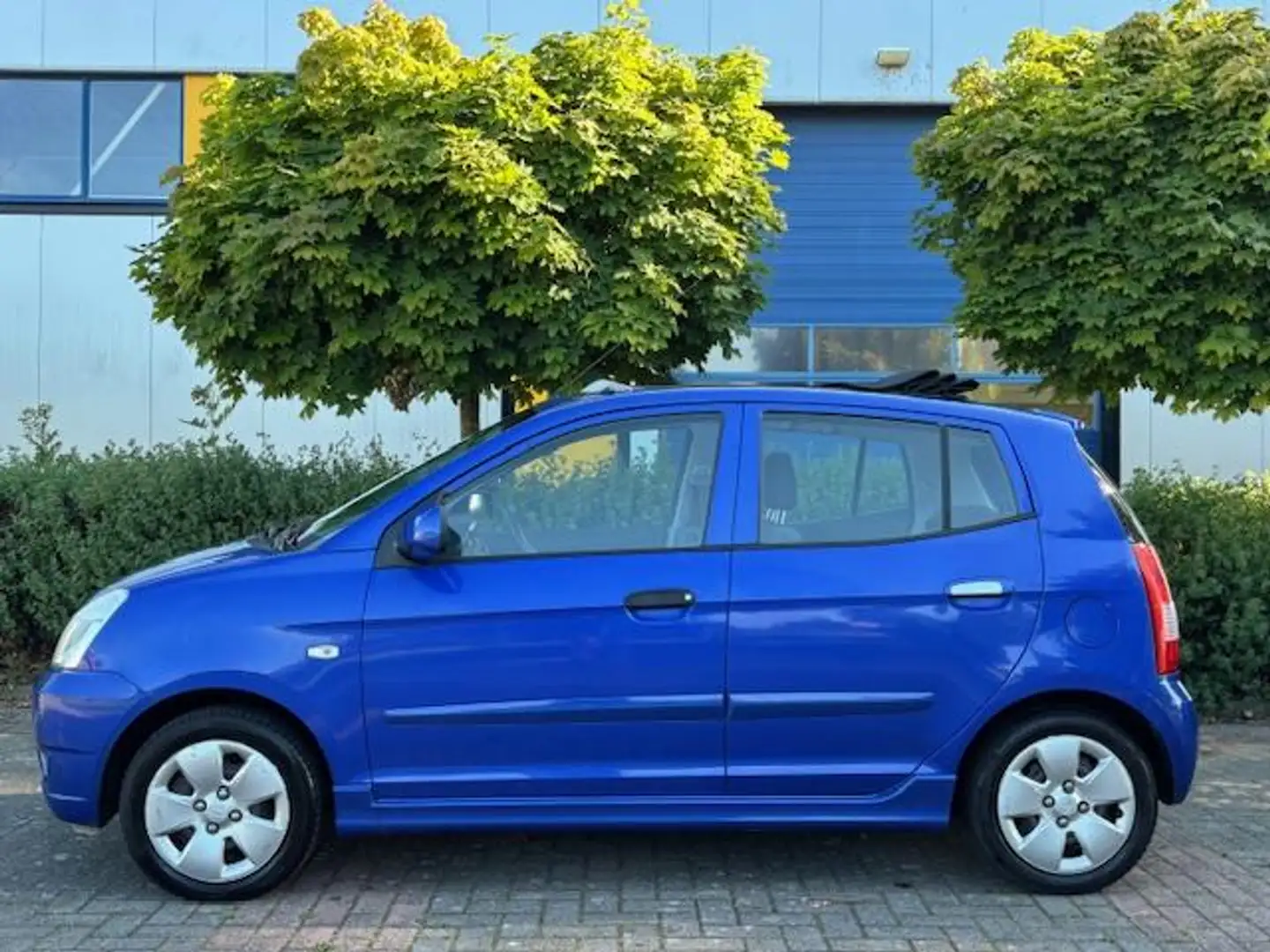 Kia Picanto 1.0 Bling 5-Drs Audio/CD El. bediend vouwdak Elect Blauw - 2