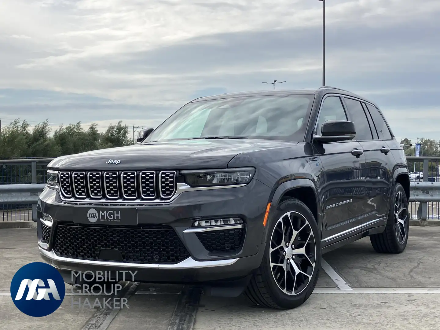 Jeep Grand Cherokee Summit Reserve 4xe Gris - 1