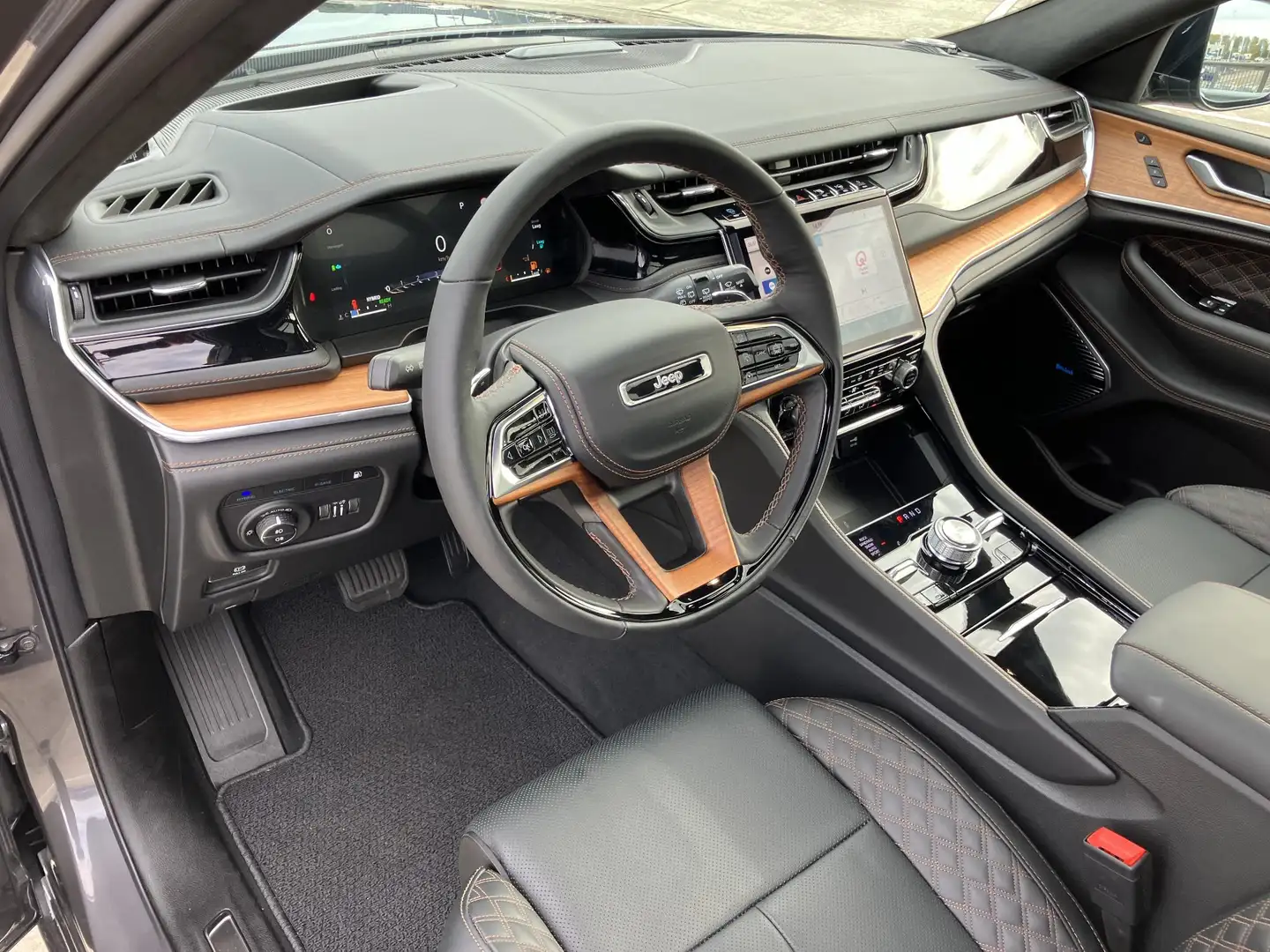 Jeep Grand Cherokee Summit Reserve 4xe Gris - 2