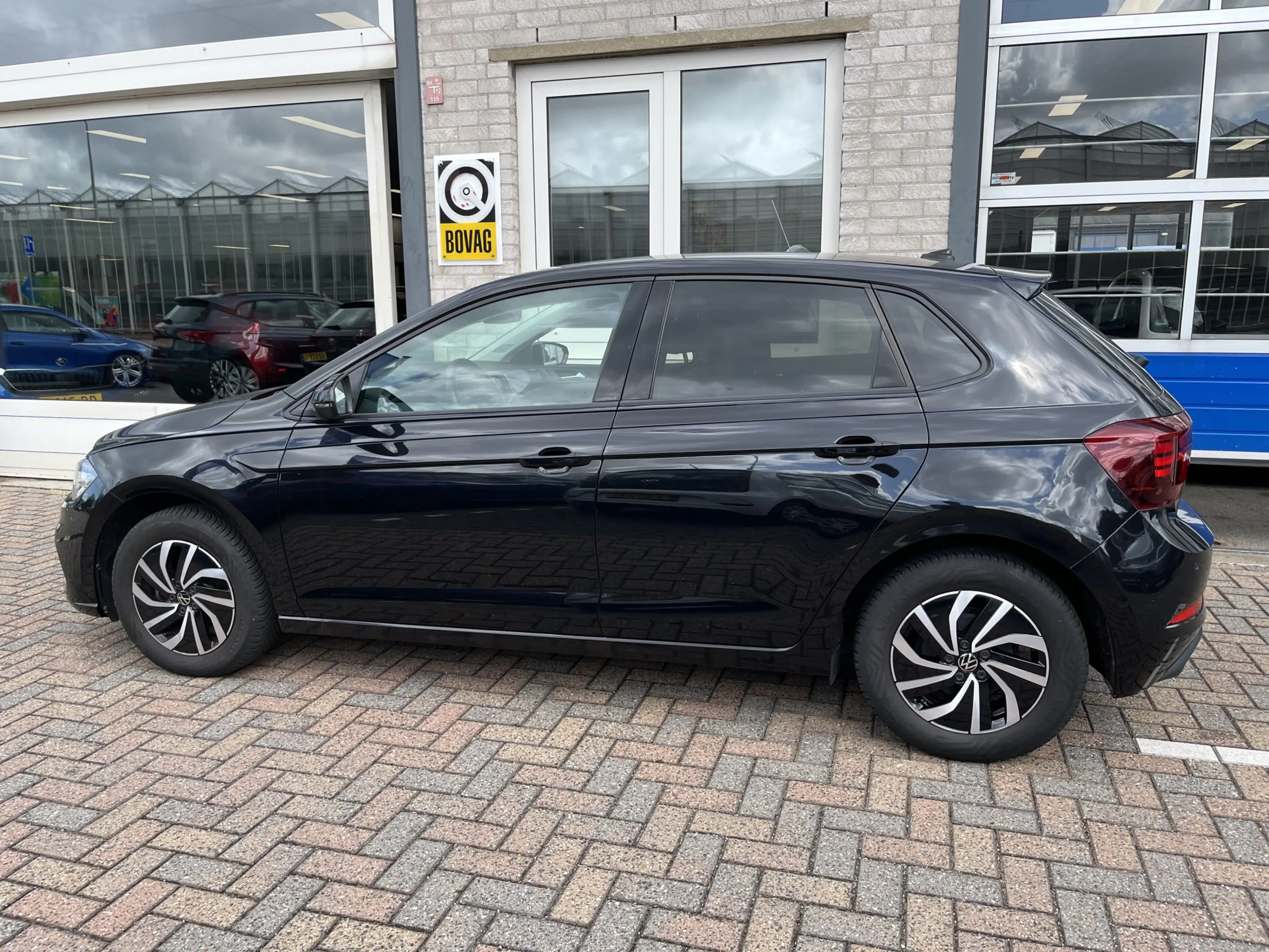 Volkswagen Polo 1.0 TSI Life / CRUISE/ PARK. SENSOREN V+A/ APP-CON — photo 2