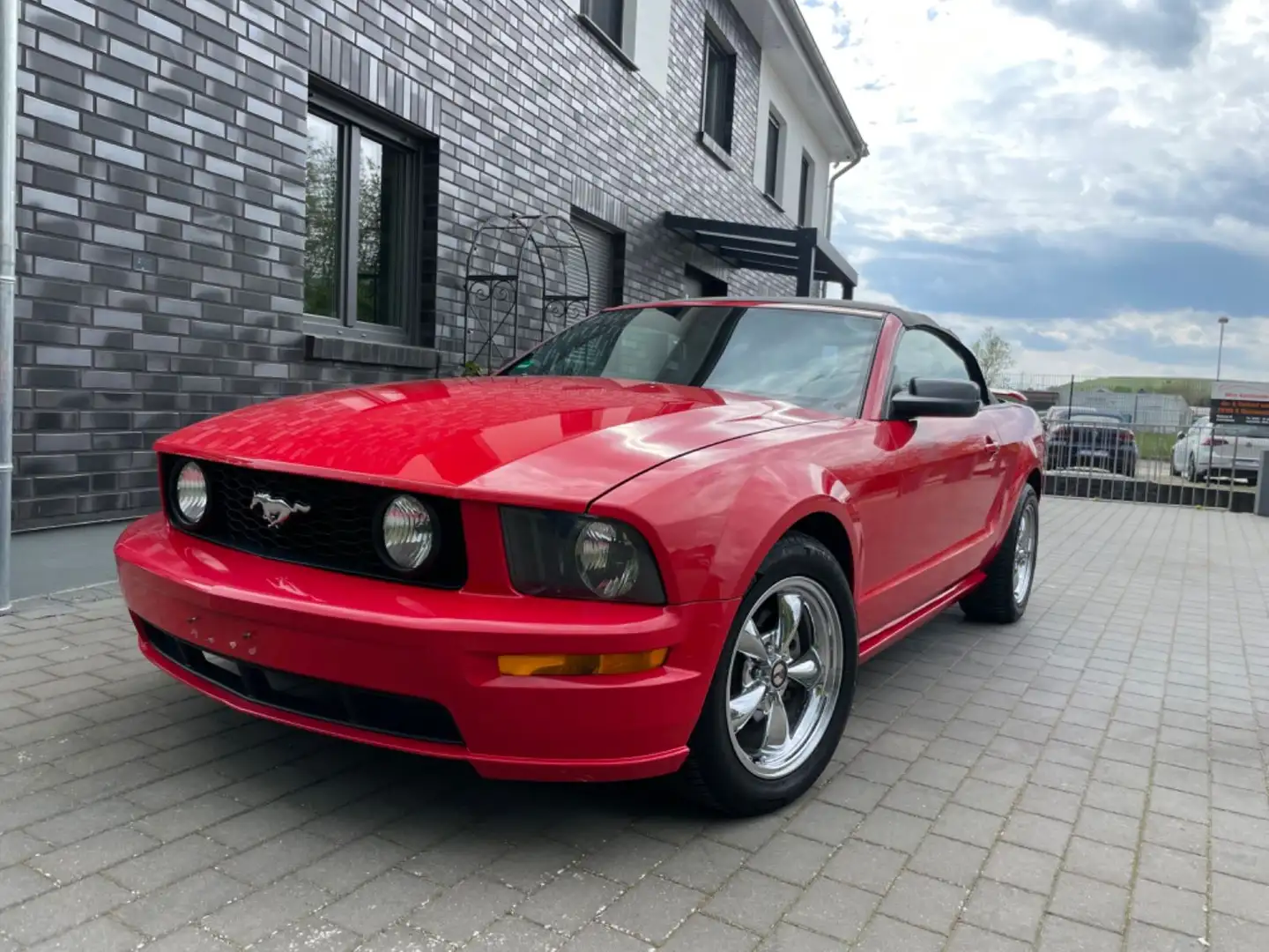 Ford Mustang Red - 1
