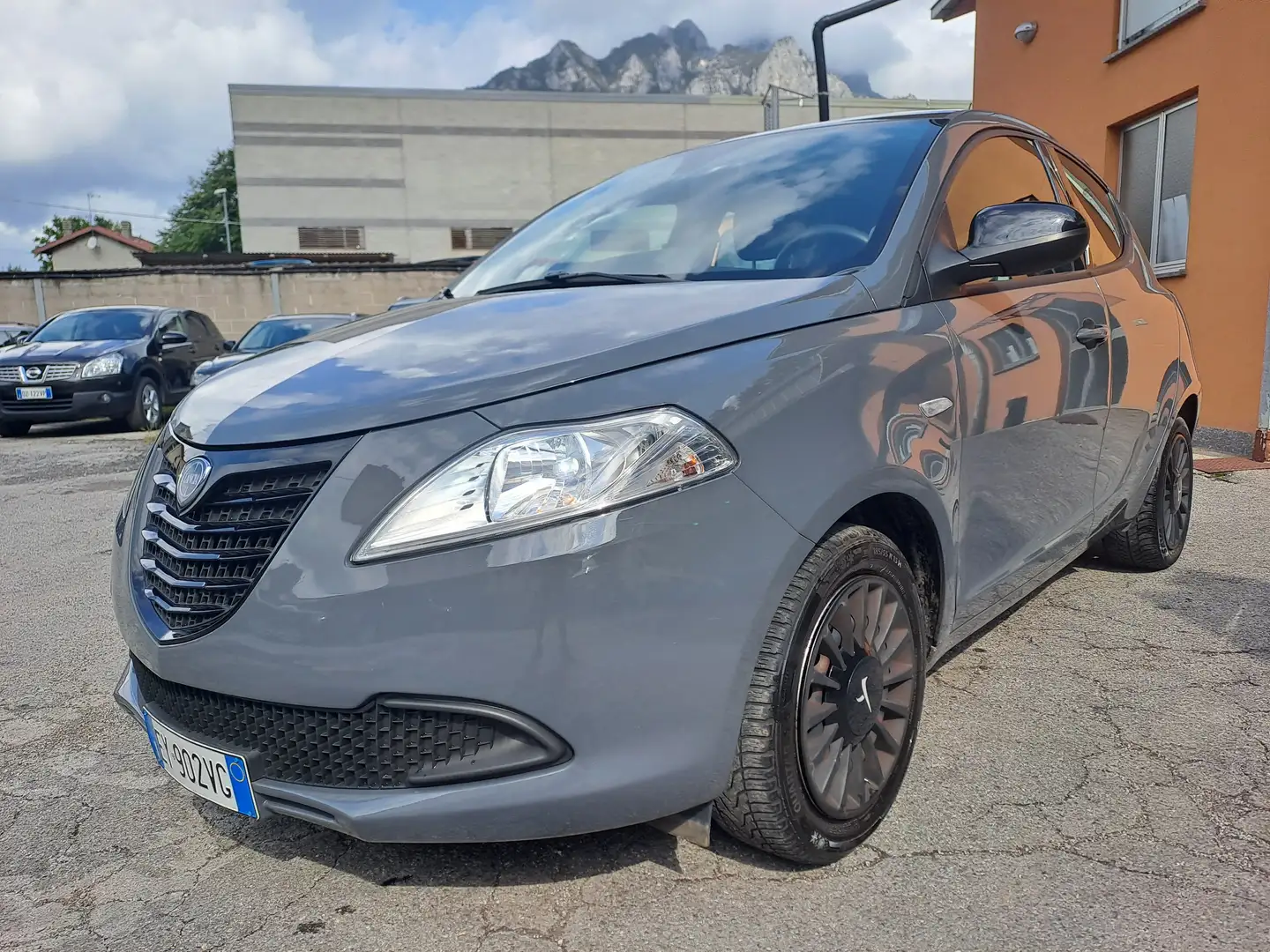 Lancia Ypsilon 1.2 Ecochic GPL *OK NEOPATENTATI* Gris - 1