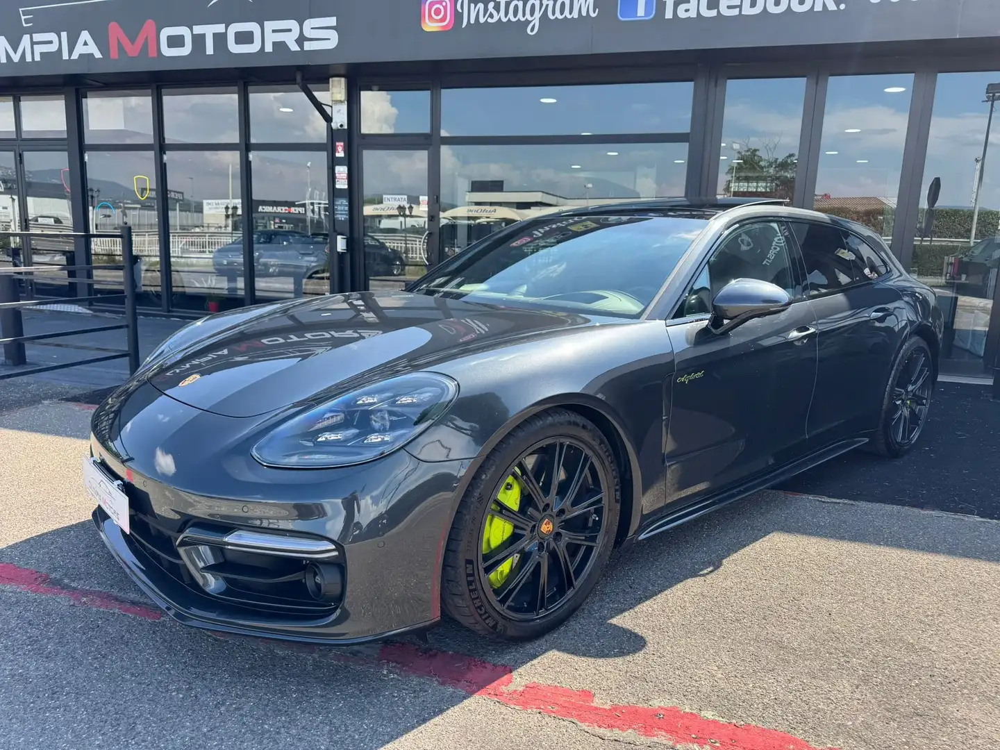Porsche Panamera SPORT TURISMO 4.0 TURBO S E-HYBRID TETTO MATRIX Grigio - 2