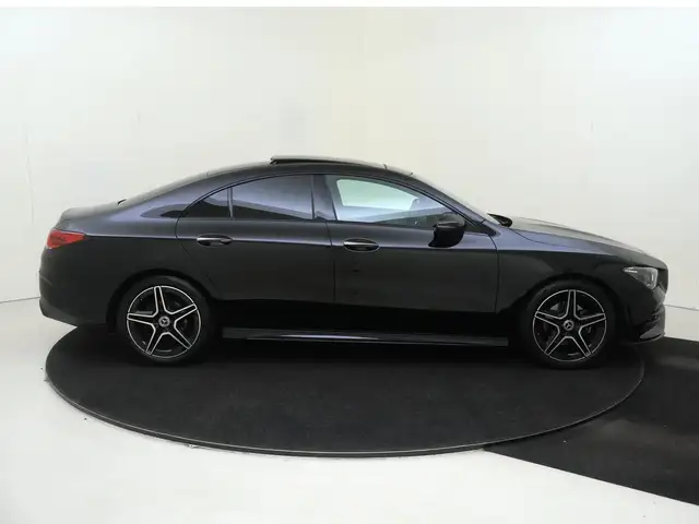 Mercedes-Benz CLA view 9