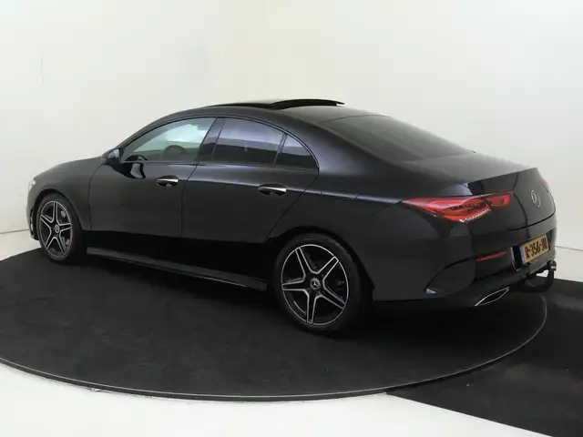 Mercedes-Benz CLA view 3