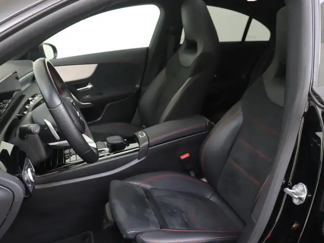 Mercedes-Benz CLA view 11