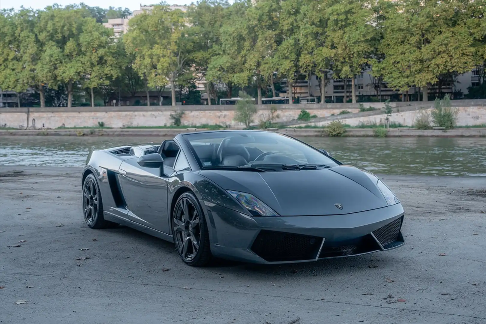 Lamborghini Gallardo Spyder LP560-4 E-gear 560cv Grijs - 1