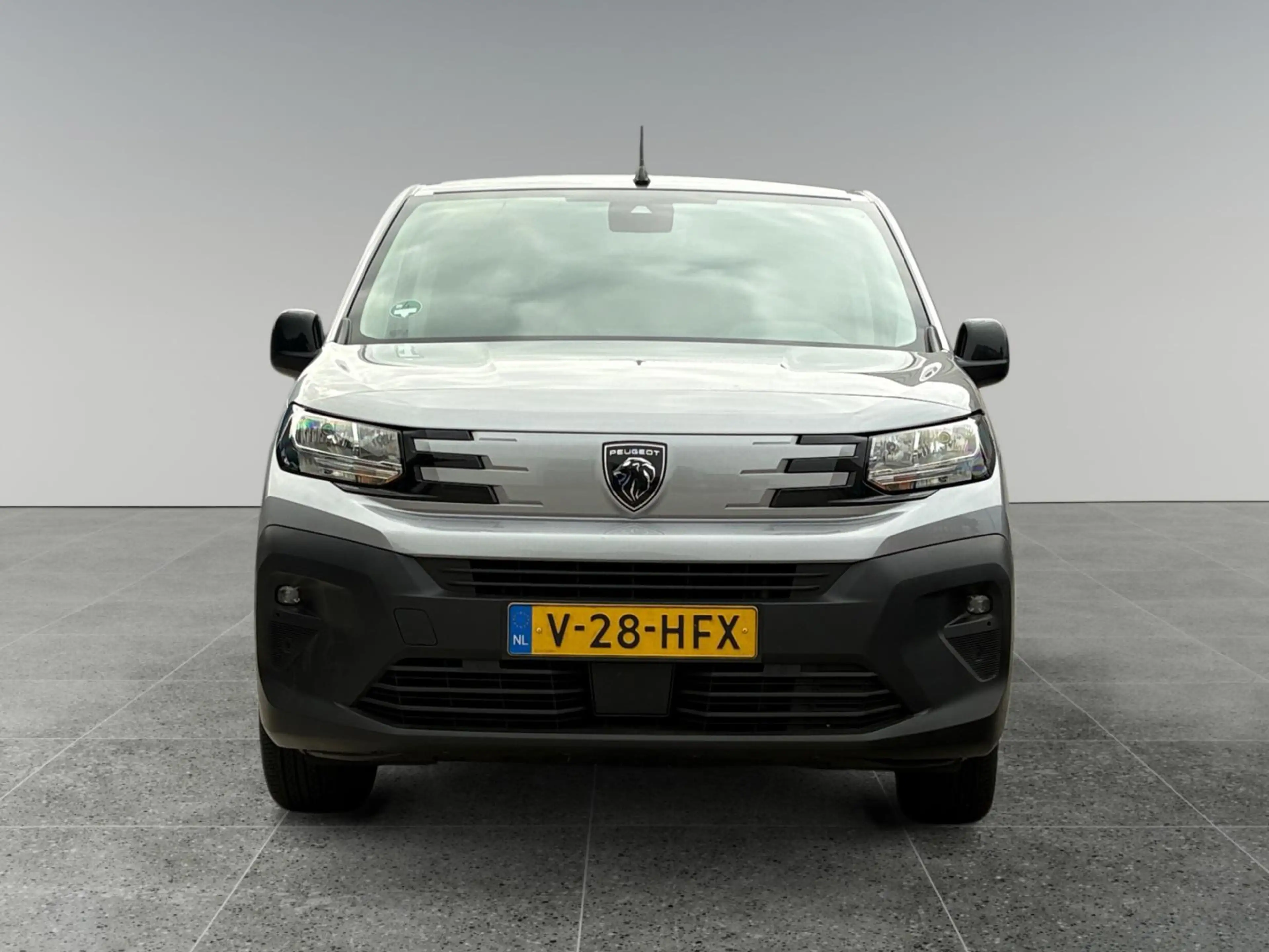 Peugeot Partner L1 1.5 BlueHDi 100pk S&S | 3-ZITS | CAMERA | NAVI — photo 2