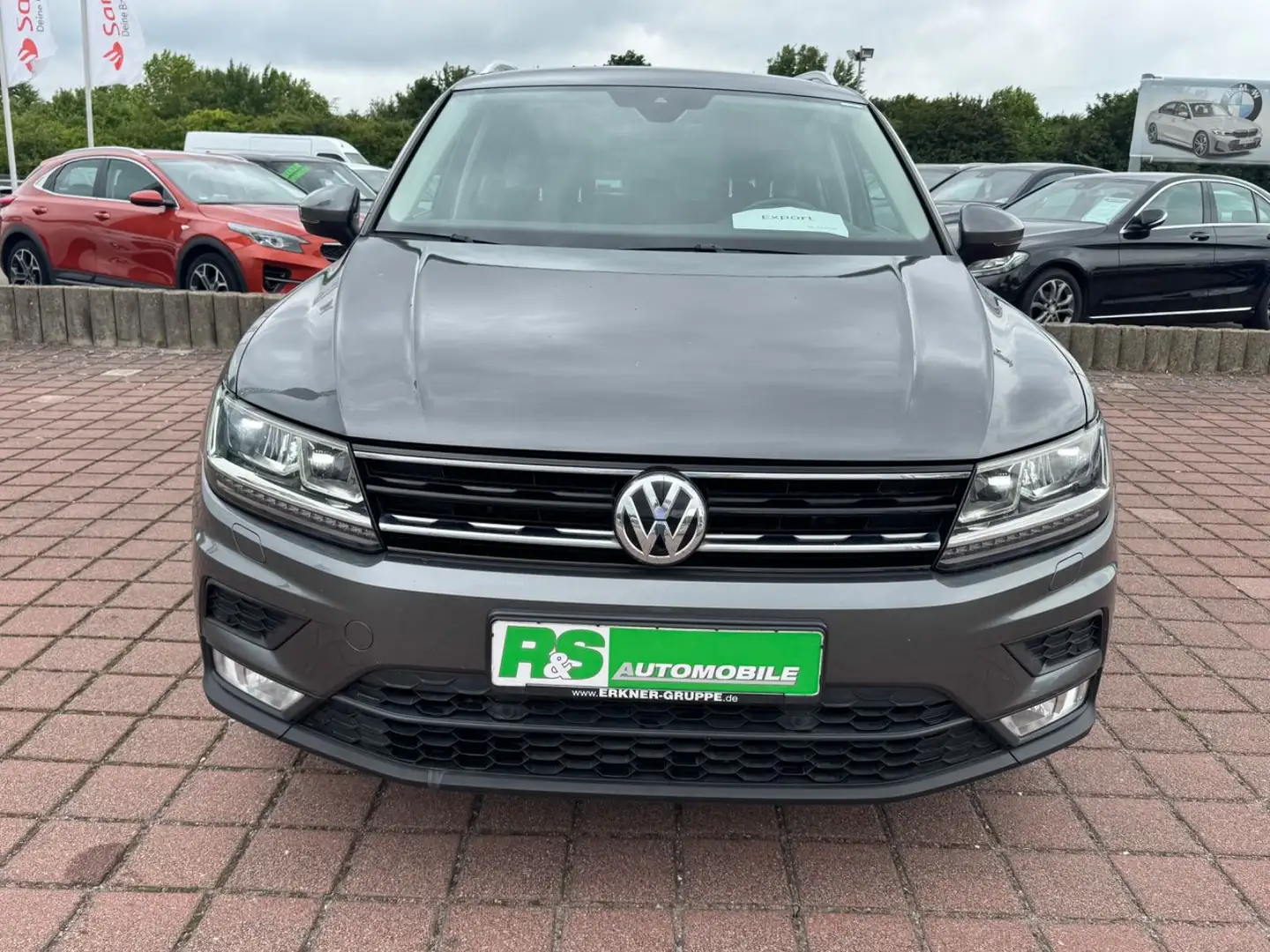 Volkswagen Tiguan 2.0TDI Sound DSG 4Motion ACC Grijs - 2