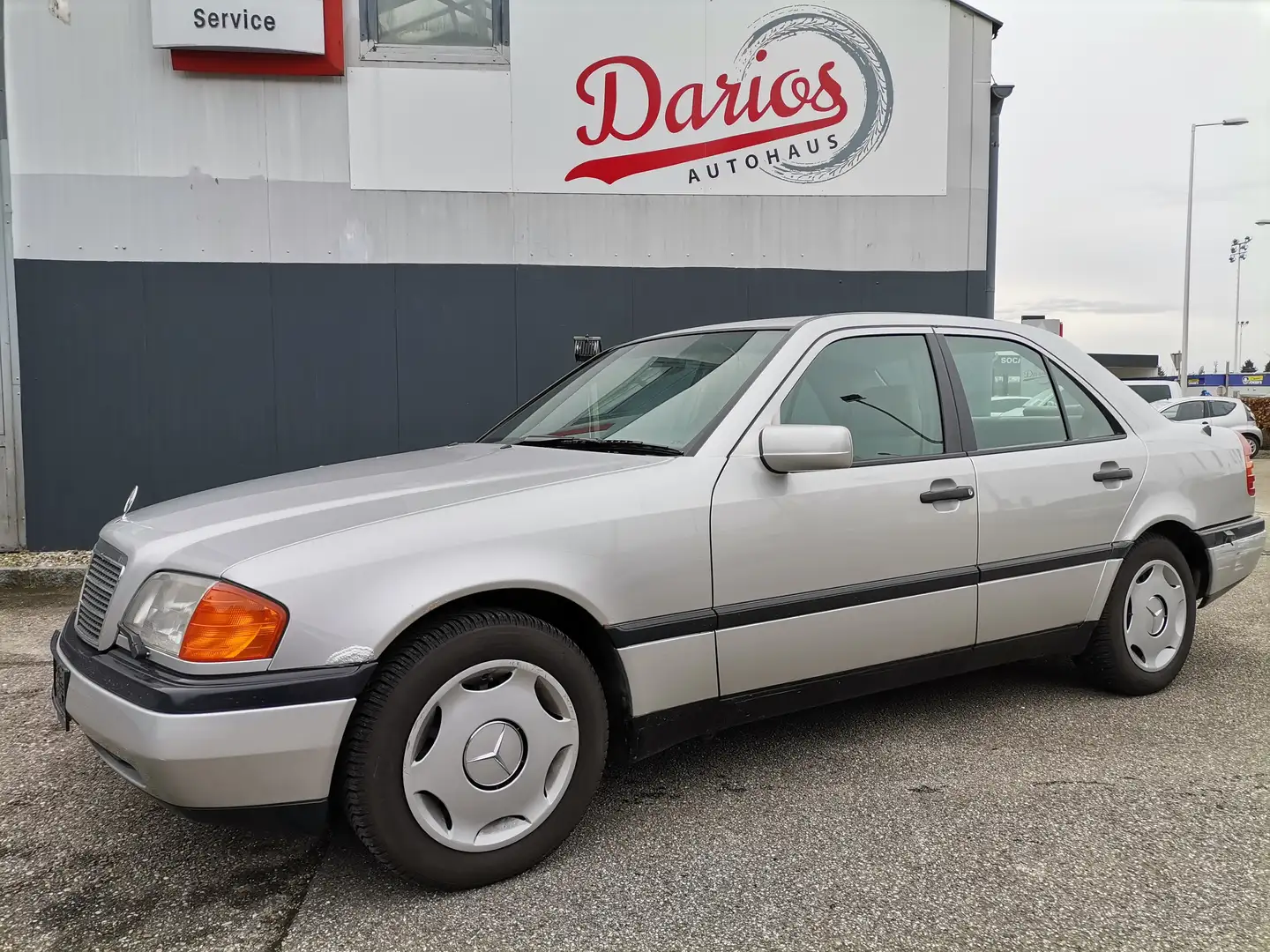 Mercedes-Benz C 200 C 200 (202.020) Silber - 1