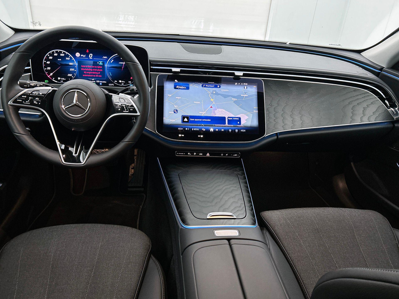 Mercedes-Benz E 300 E Break Luxury Line Distronic | Dodehoekassistent — photo 3