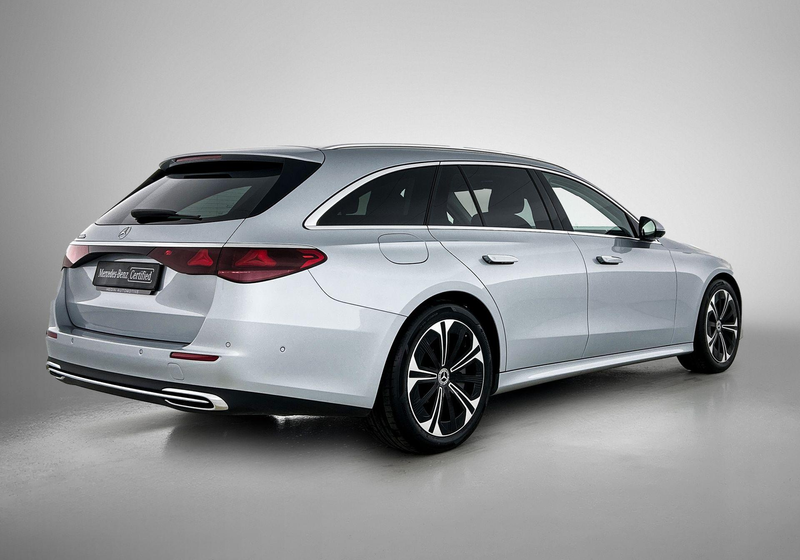 Mercedes-Benz E 300 E Break Luxury Line Distronic | Dodehoekassistent — photo 2