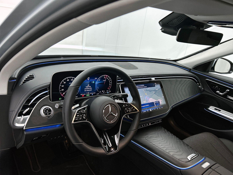 Mercedes-Benz E 300 E Break Luxury Line Distronic | Dodehoekassistent — photo 8