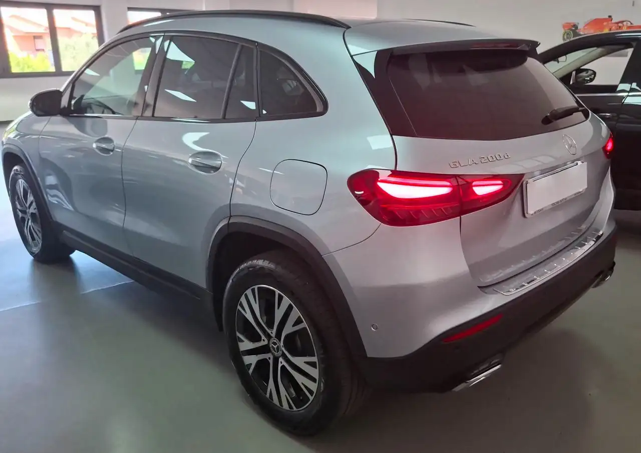Mercedes-Benz GLA 2026